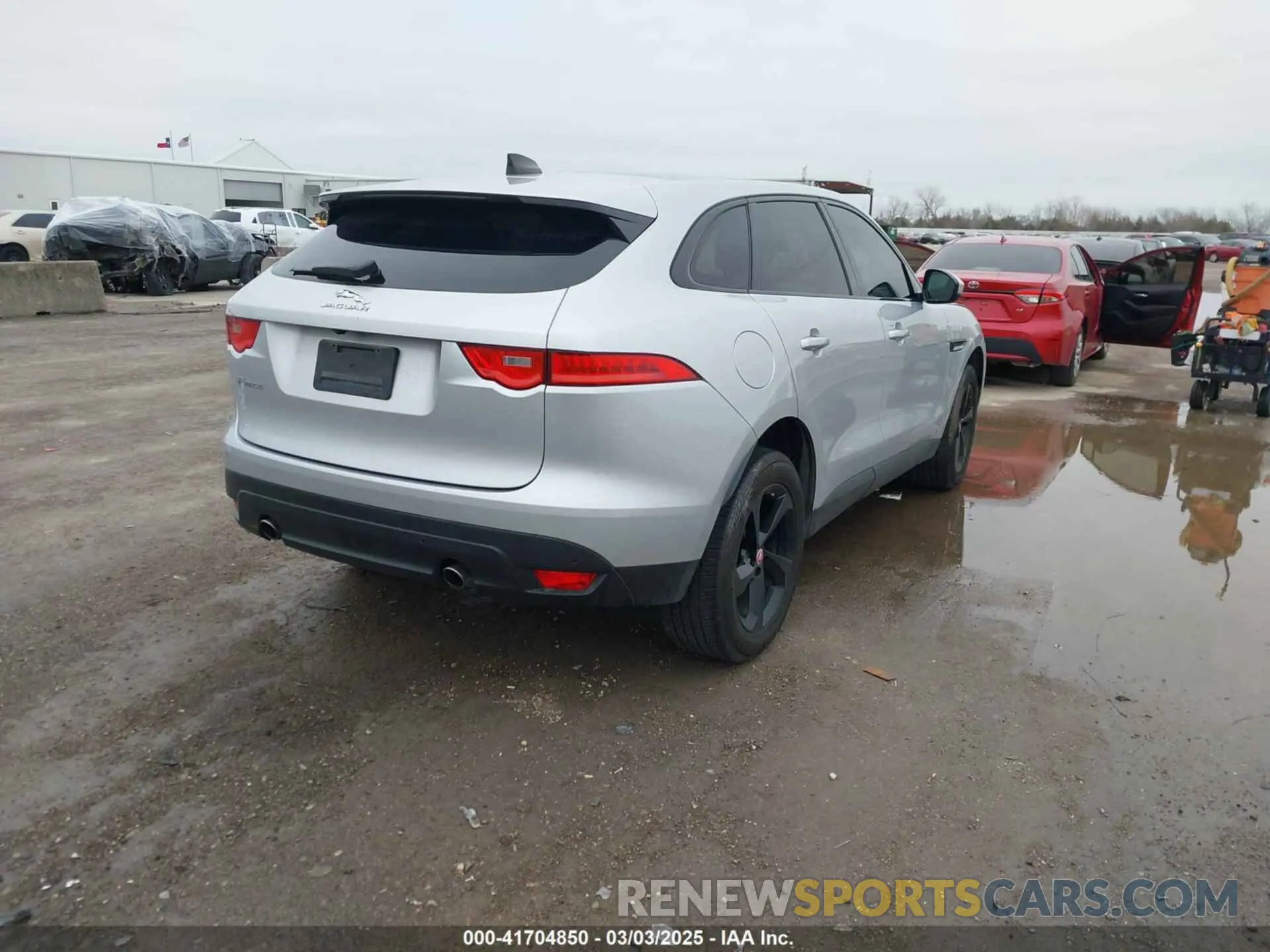 4 Photograph of a damaged car SADCJ2FX2LA620720 JAGUAR F-PACE 2020