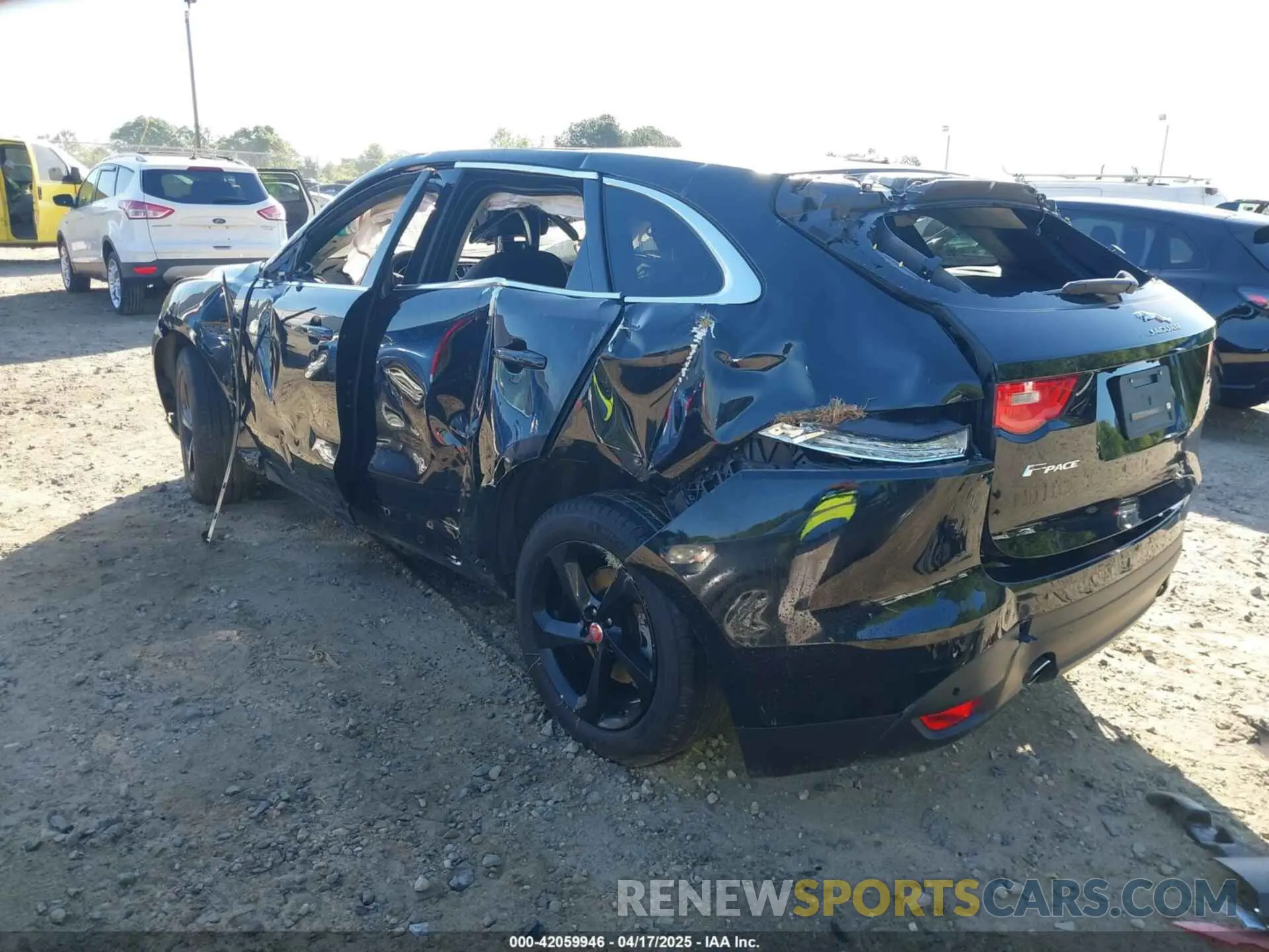 3 Photograph of a damaged car SADCJ2FX3LA643987 JAGUAR F-PACE 2020