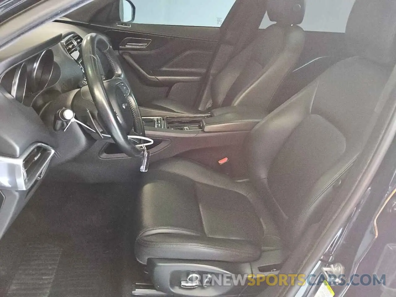 7 Photograph of a damaged car SADCJ2FX3LA645416 JAGUAR F-PACE 2020