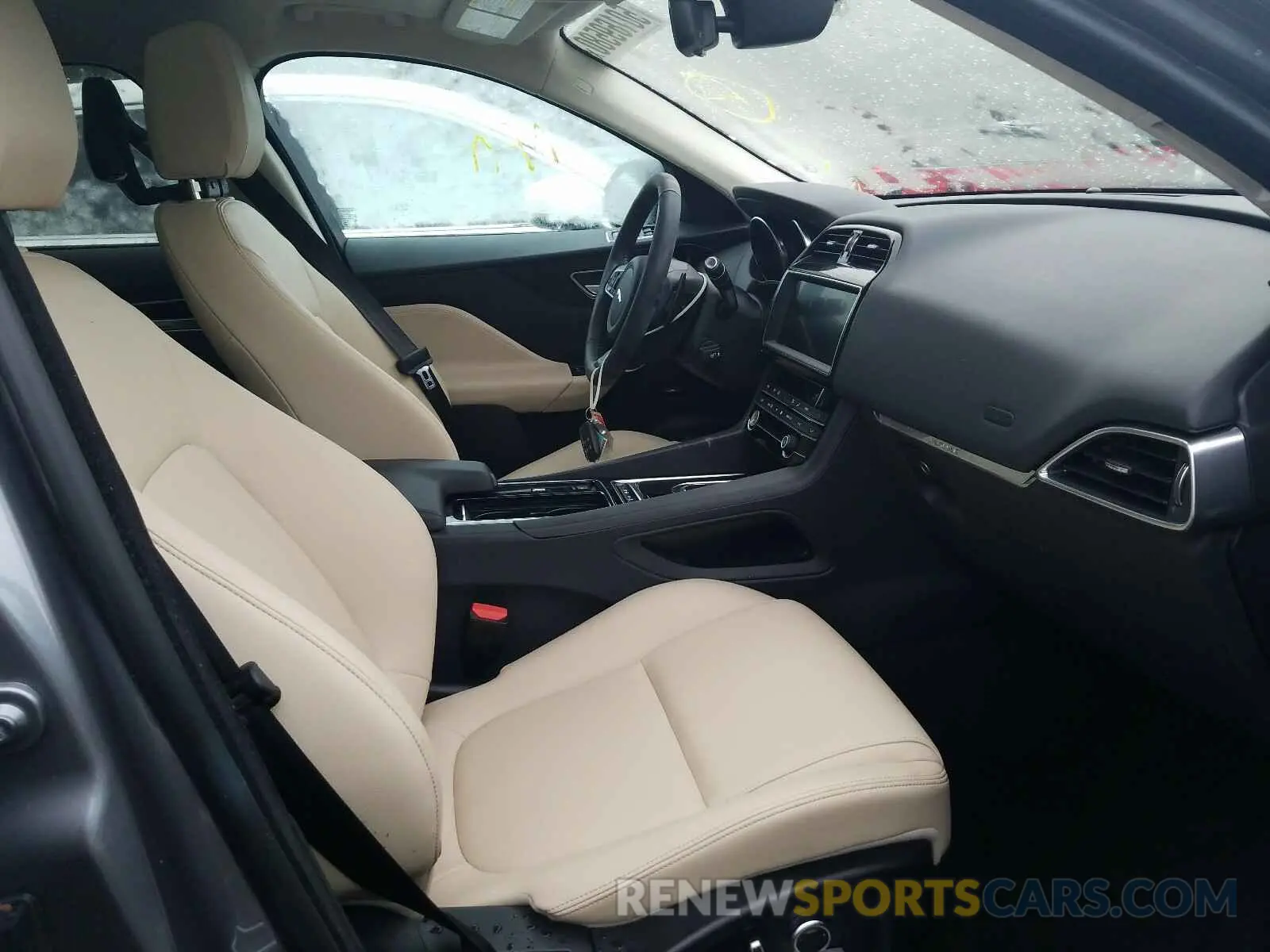 5 Photograph of a damaged car SADCJ2FX4LA636983 JAGUAR F-PACE 2020