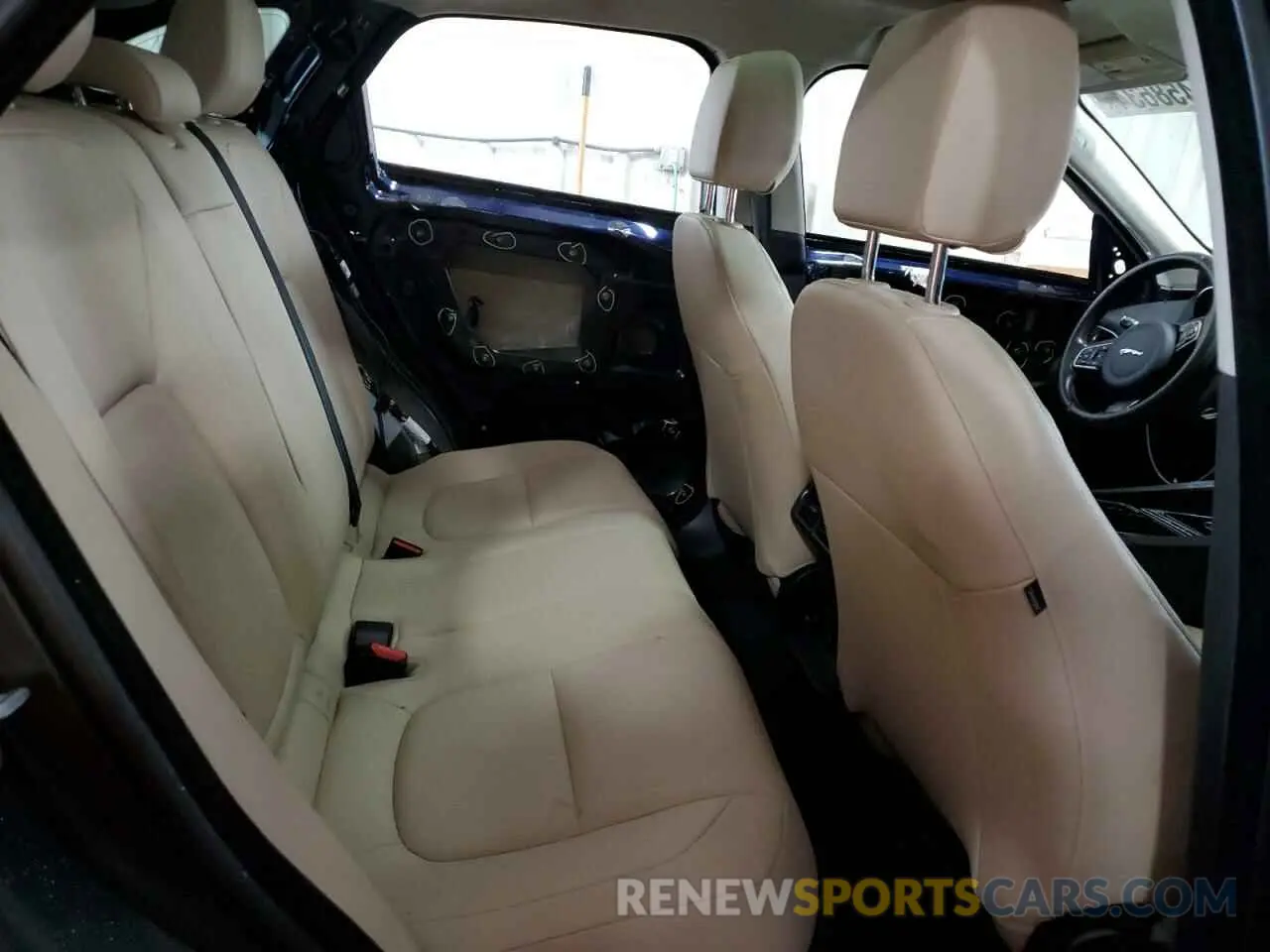 11 Photograph of a damaged car SADCJ2FX4LA660099 JAGUAR F-PACE 2020