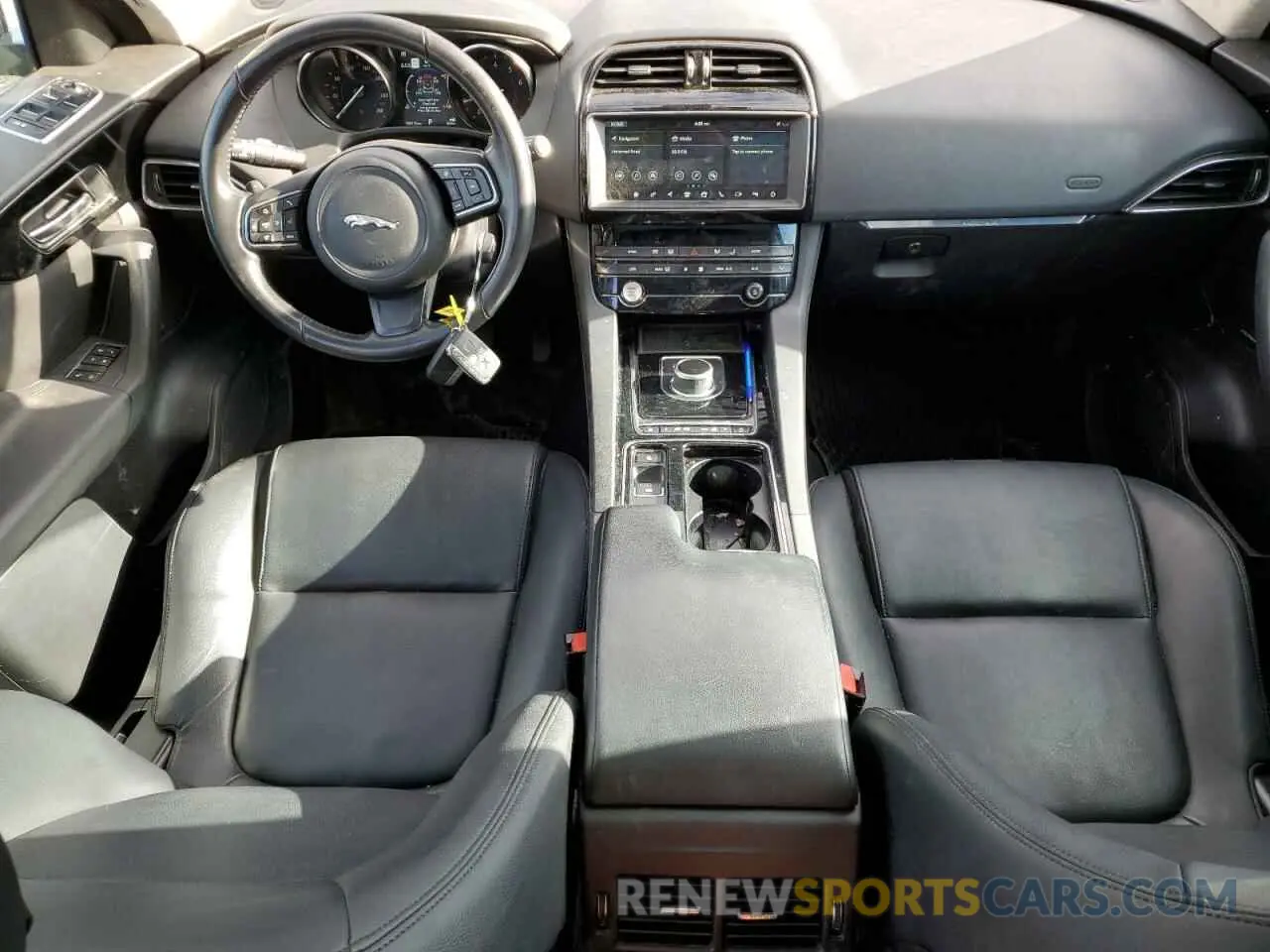 8 Photograph of a damaged car SADCJ2FX4LA660619 JAGUAR F-PACE 2020