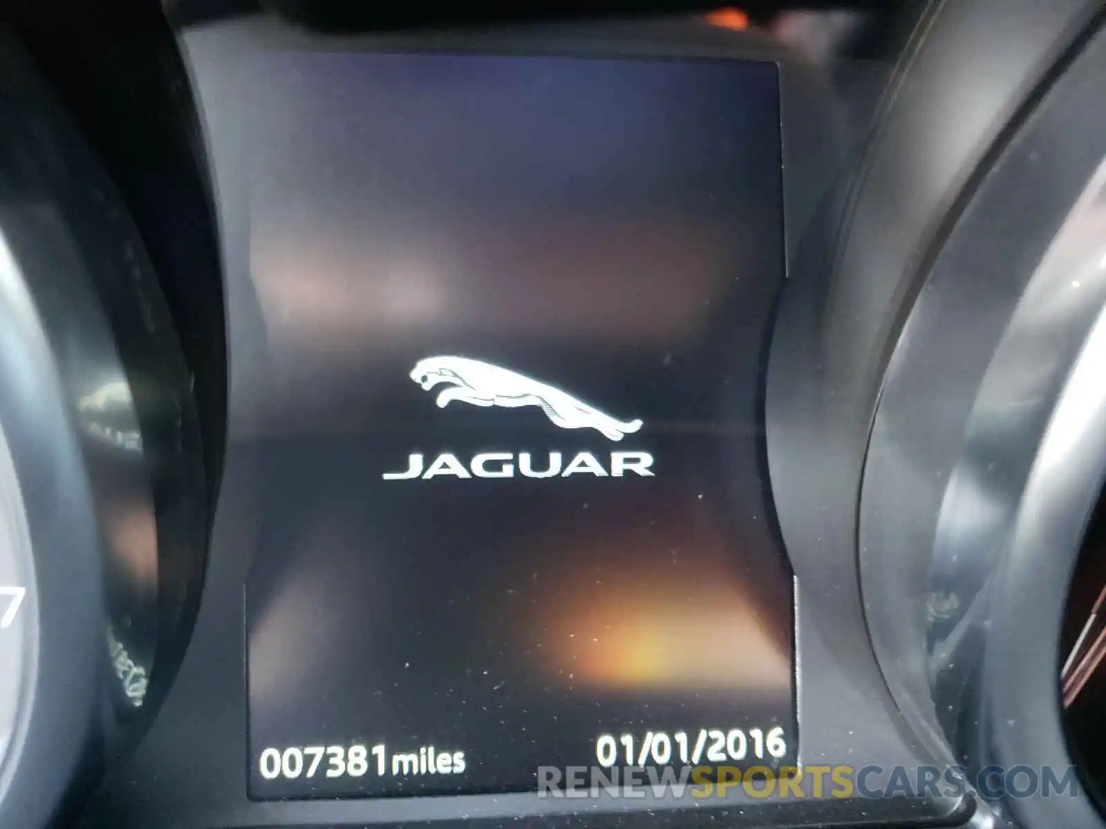 8 Photograph of a damaged car SADCJ2FX5LA617343 JAGUAR F-PACE 2020