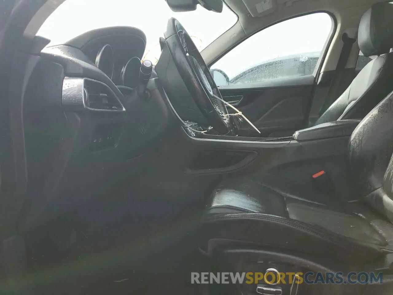 7 Photograph of a damaged car SADCJ2FX5LA631680 JAGUAR F-PACE 2020