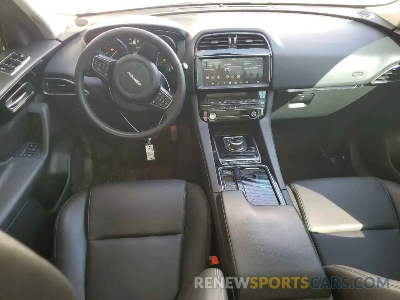 8 Photograph of a damaged car SADCJ2FX7LA627307 JAGUAR F-PACE 2020
