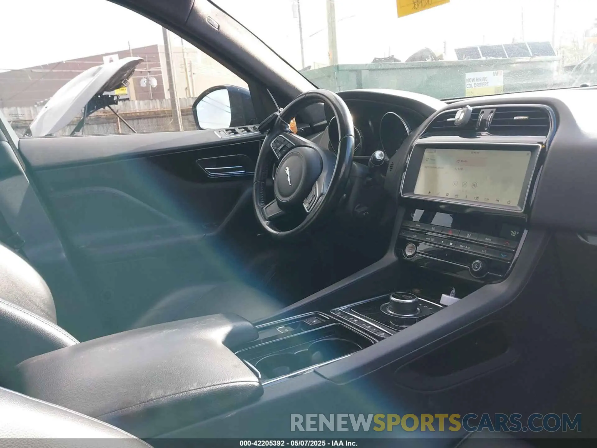 5 Photograph of a damaged car SADCJ2FX7LA645404 JAGUAR F-PACE 2020