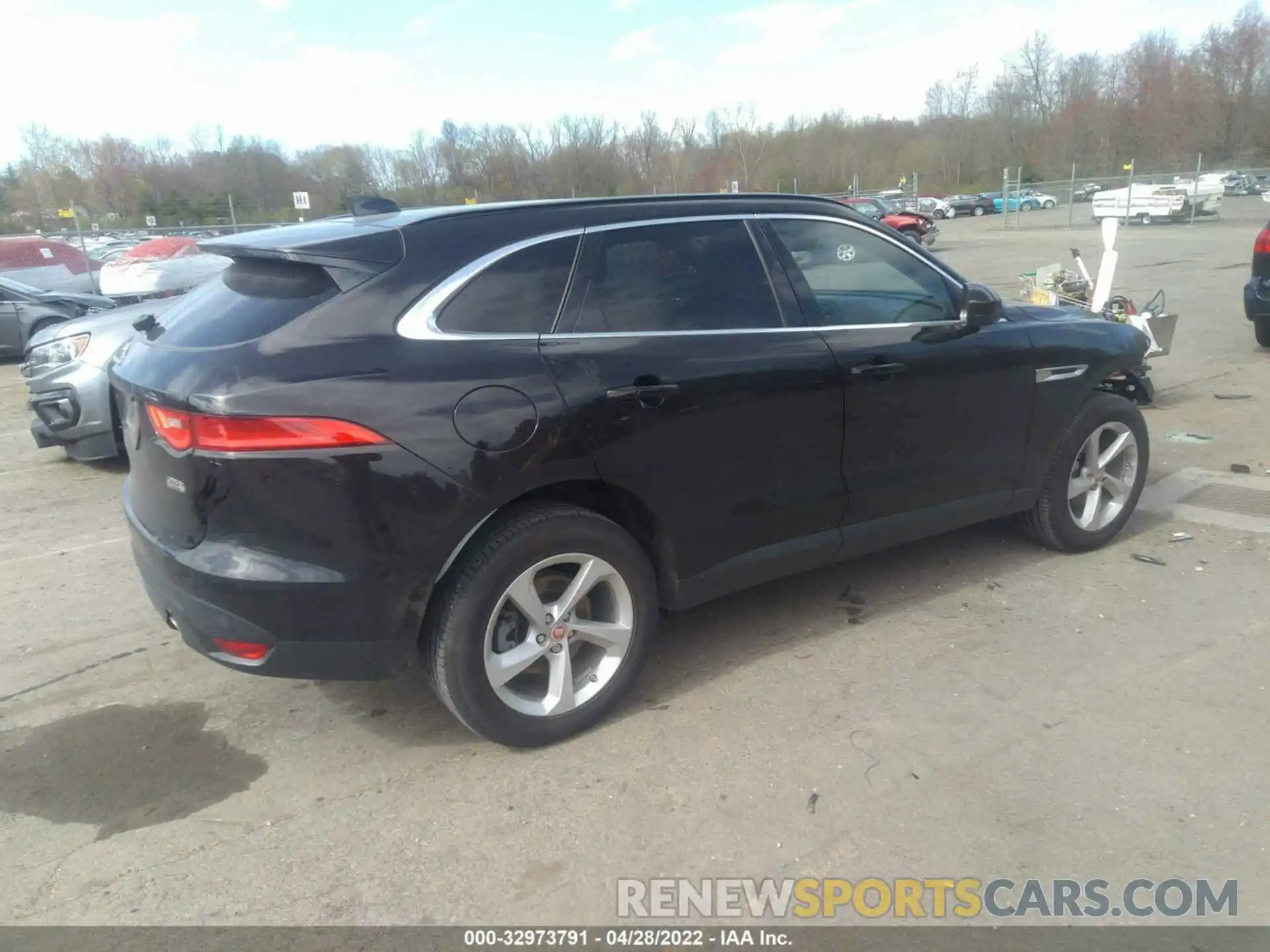 4 Photograph of a damaged car SADCJ2FX8LA656735 JAGUAR F-PACE 2020