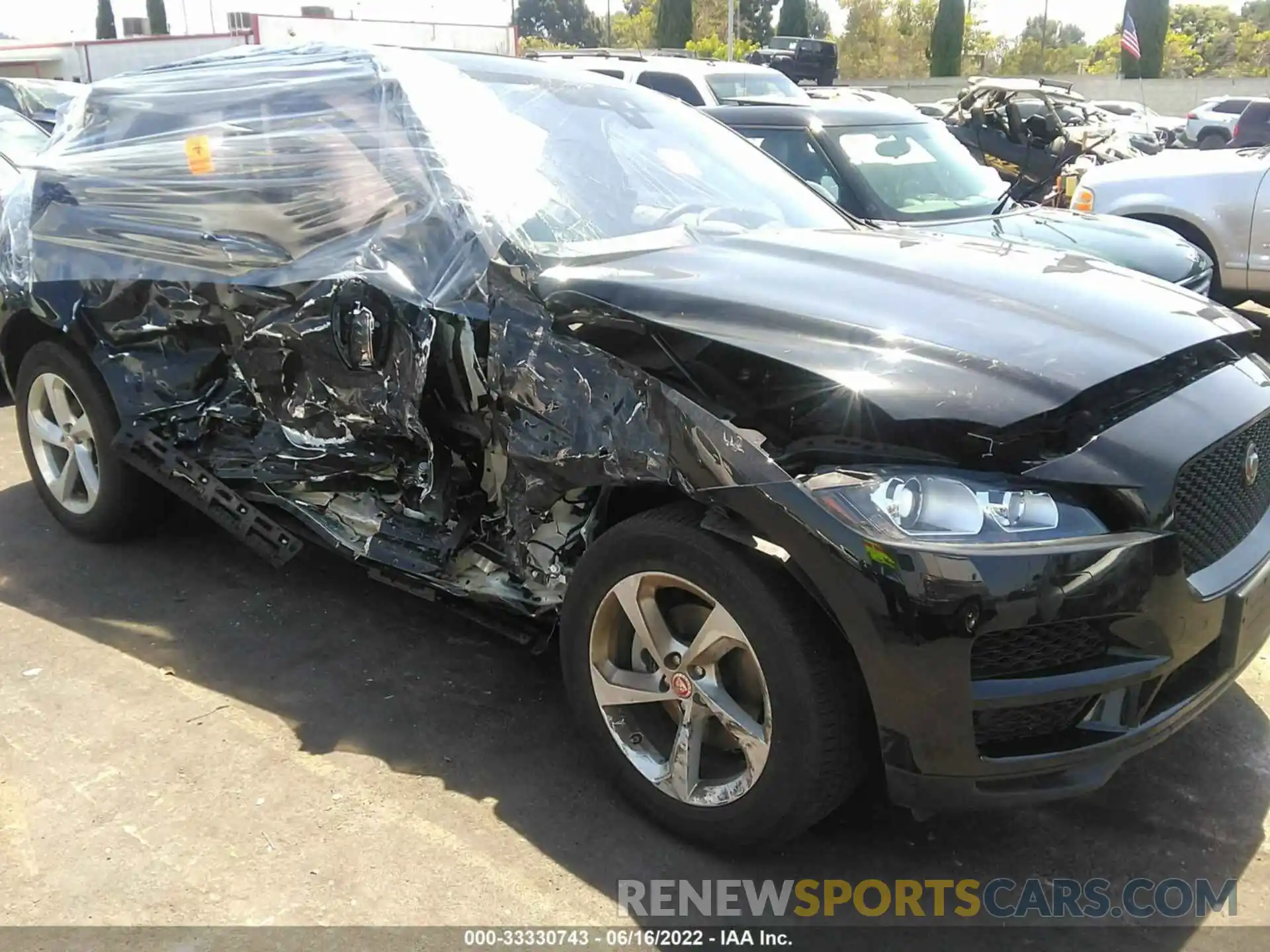 6 Photograph of a damaged car SADCJ2FX8LA660283 JAGUAR F-PACE 2020