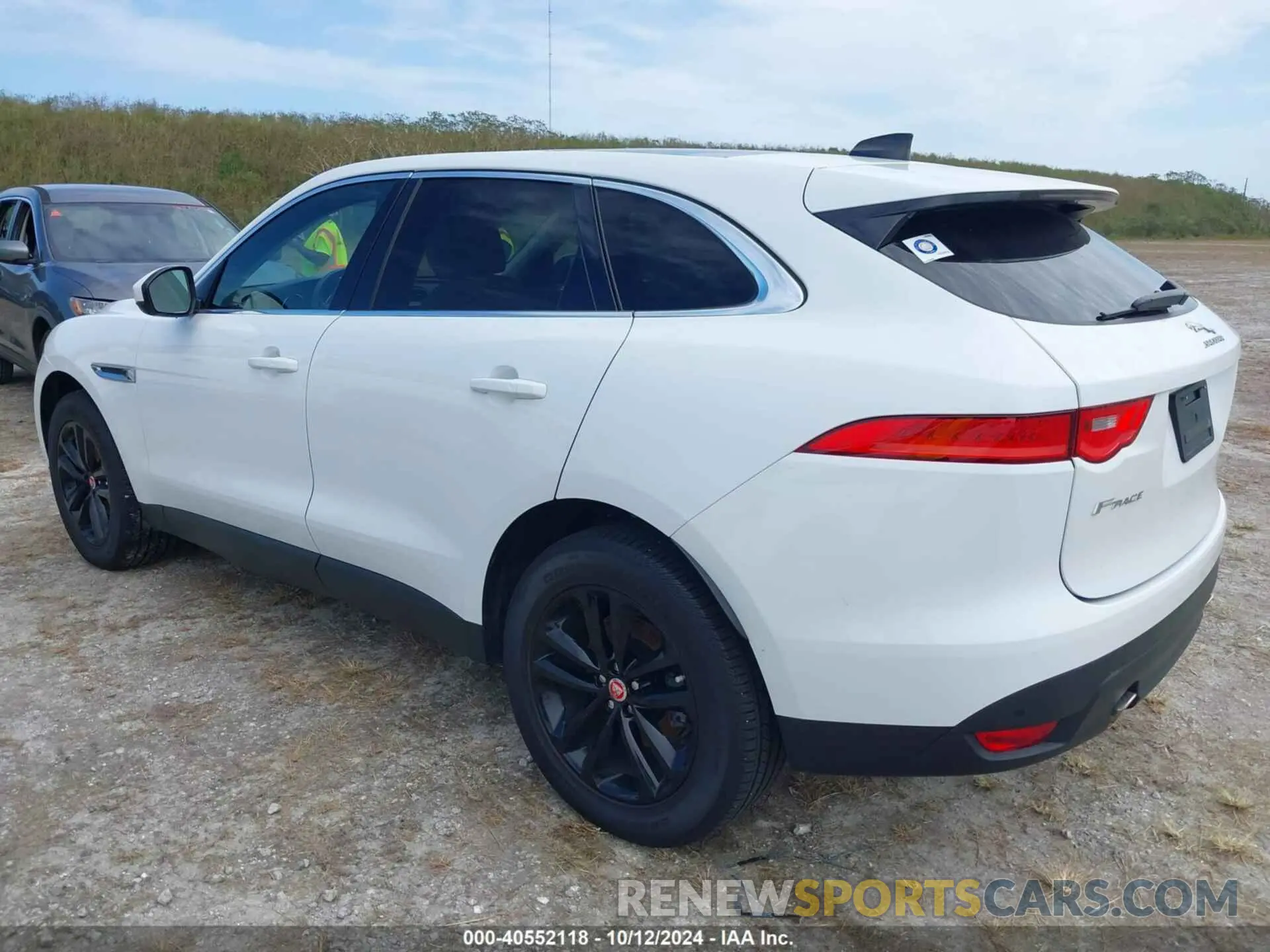 3 Photograph of a damaged car SADCJ2FX9LA622822 JAGUAR F-PACE 2020