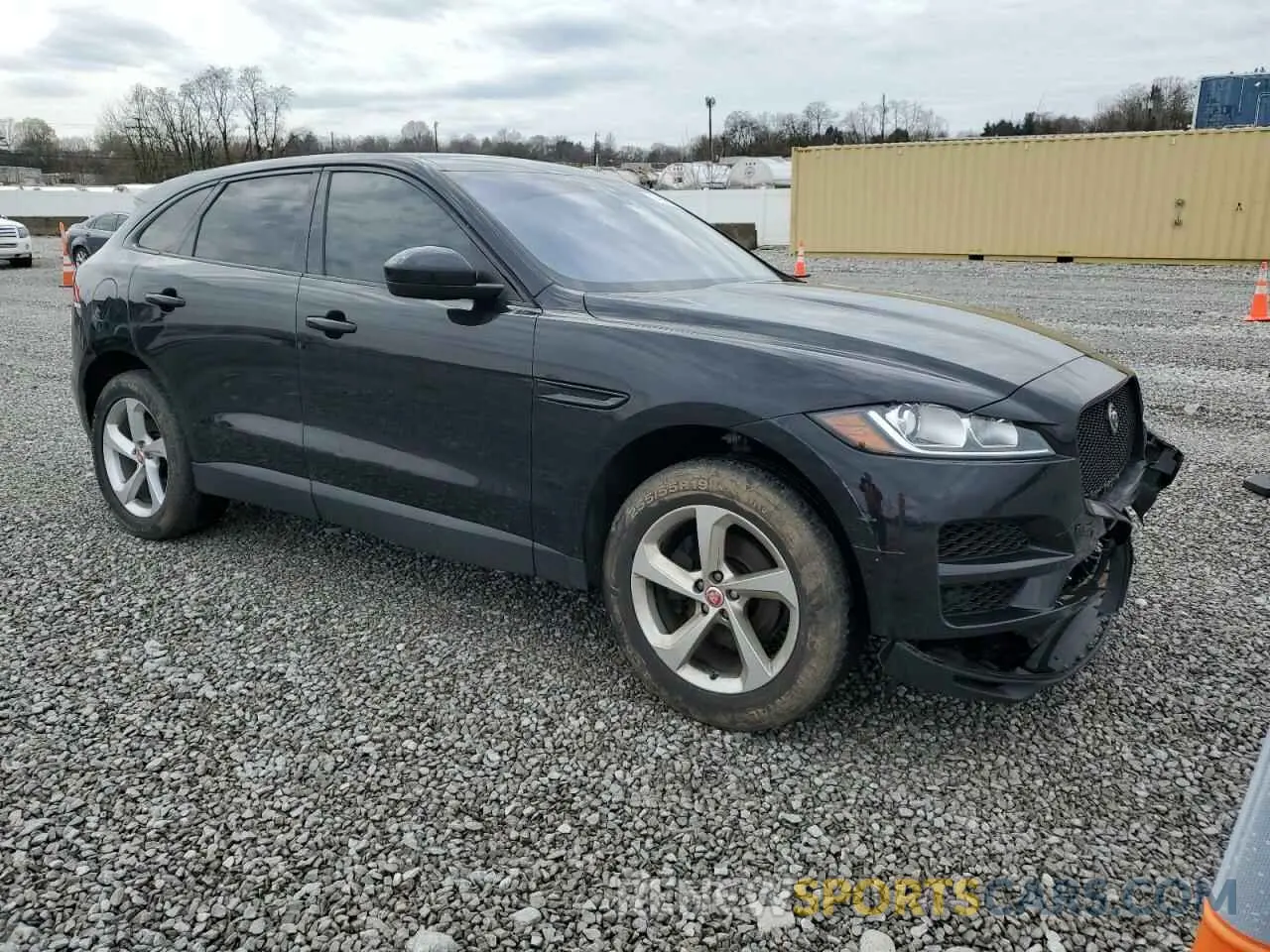 4 Photograph of a damaged car SADCJ2FX9LA645355 JAGUAR F-PACE 2020