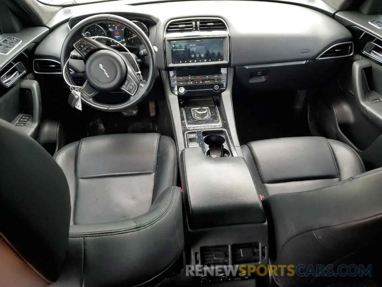 8 Photograph of a damaged car SADCJ2FX9LA645355 JAGUAR F-PACE 2020