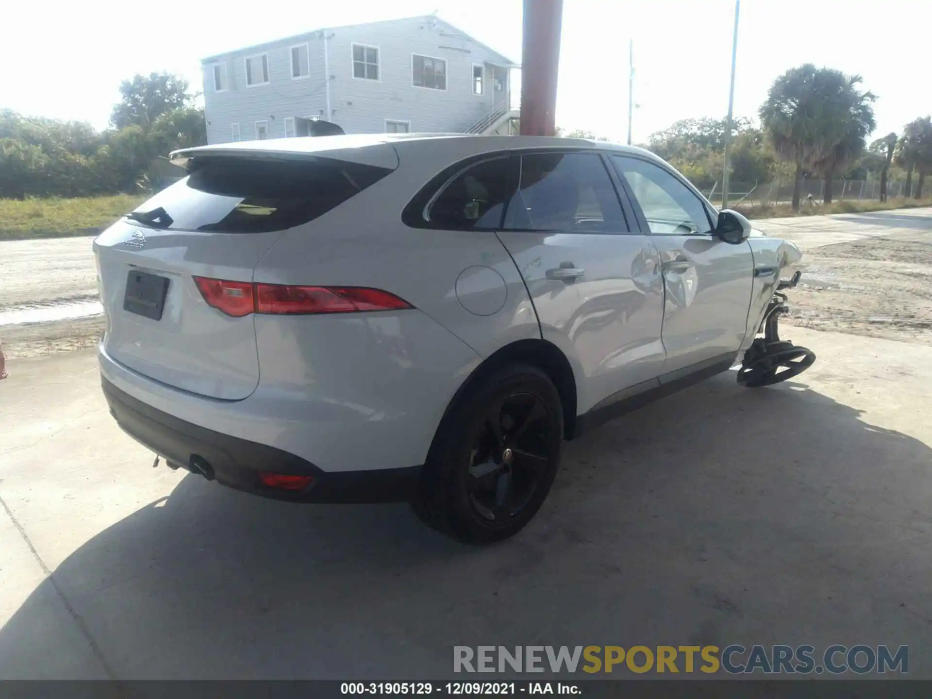 4 Photograph of a damaged car SADCJ2FX9LA654752 JAGUAR F-PACE 2020