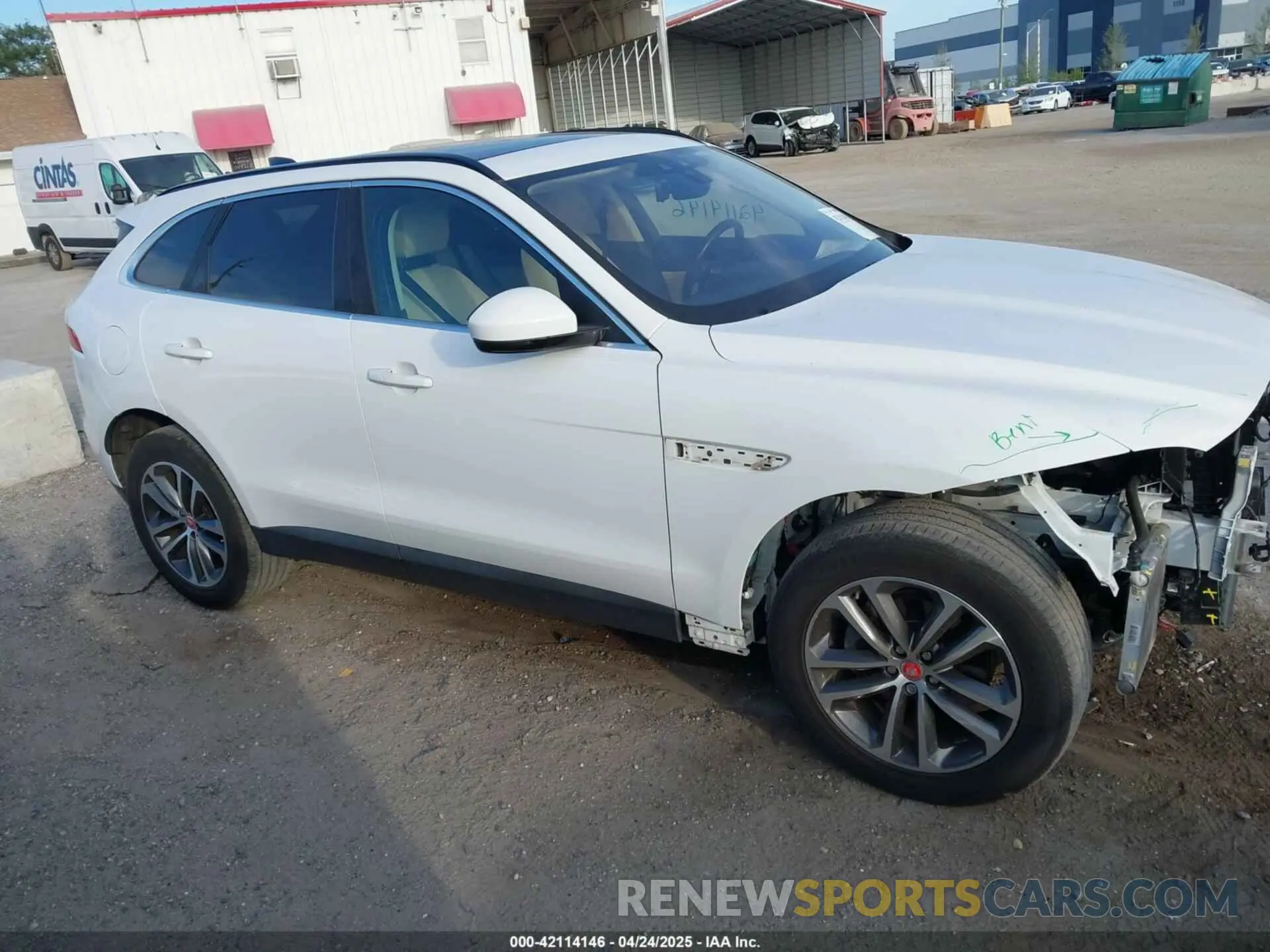 13 Photograph of a damaged car SADCJ2FXXLA631058 JAGUAR F-PACE 2020