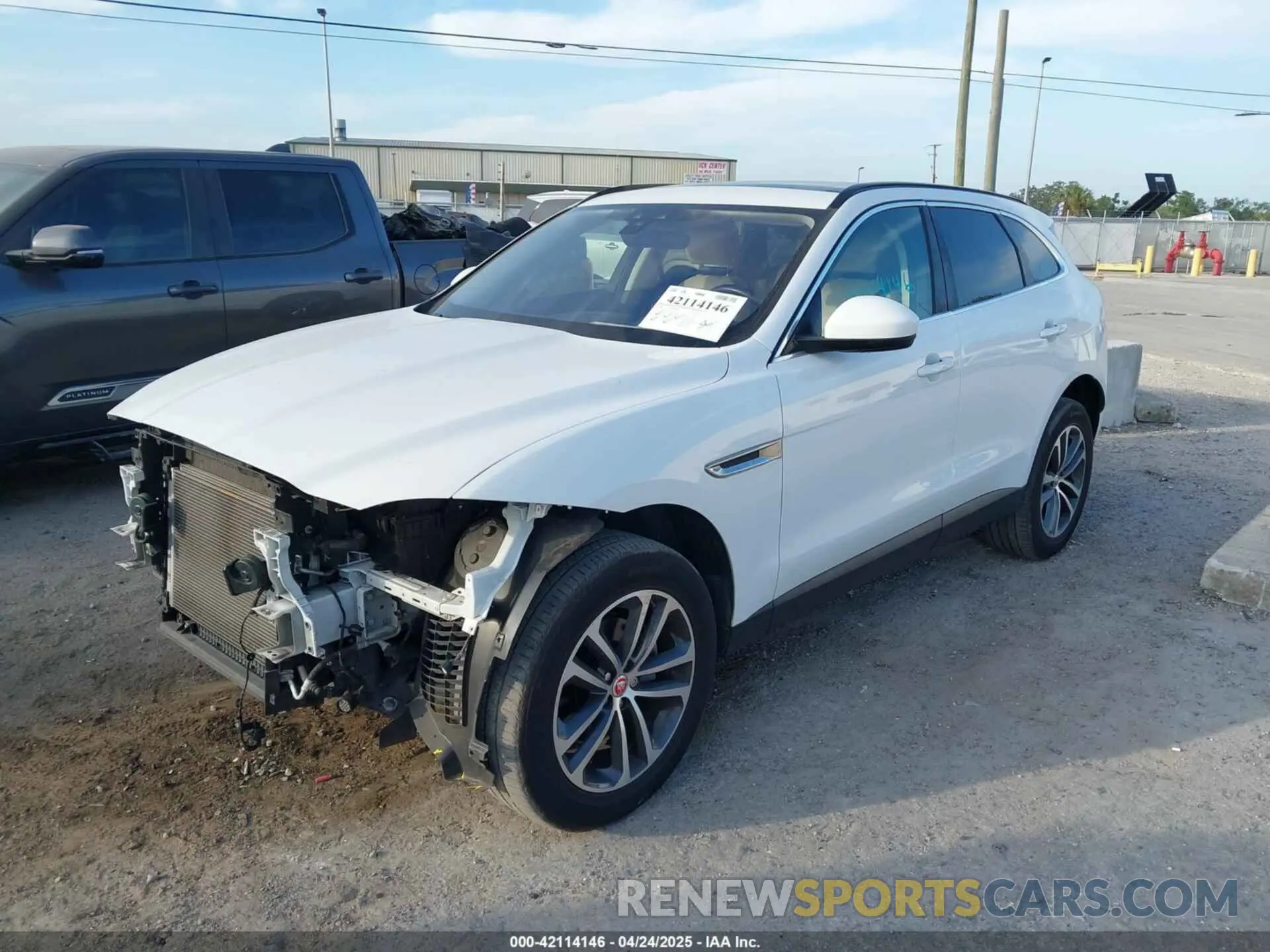 2 Photograph of a damaged car SADCJ2FXXLA631058 JAGUAR F-PACE 2020