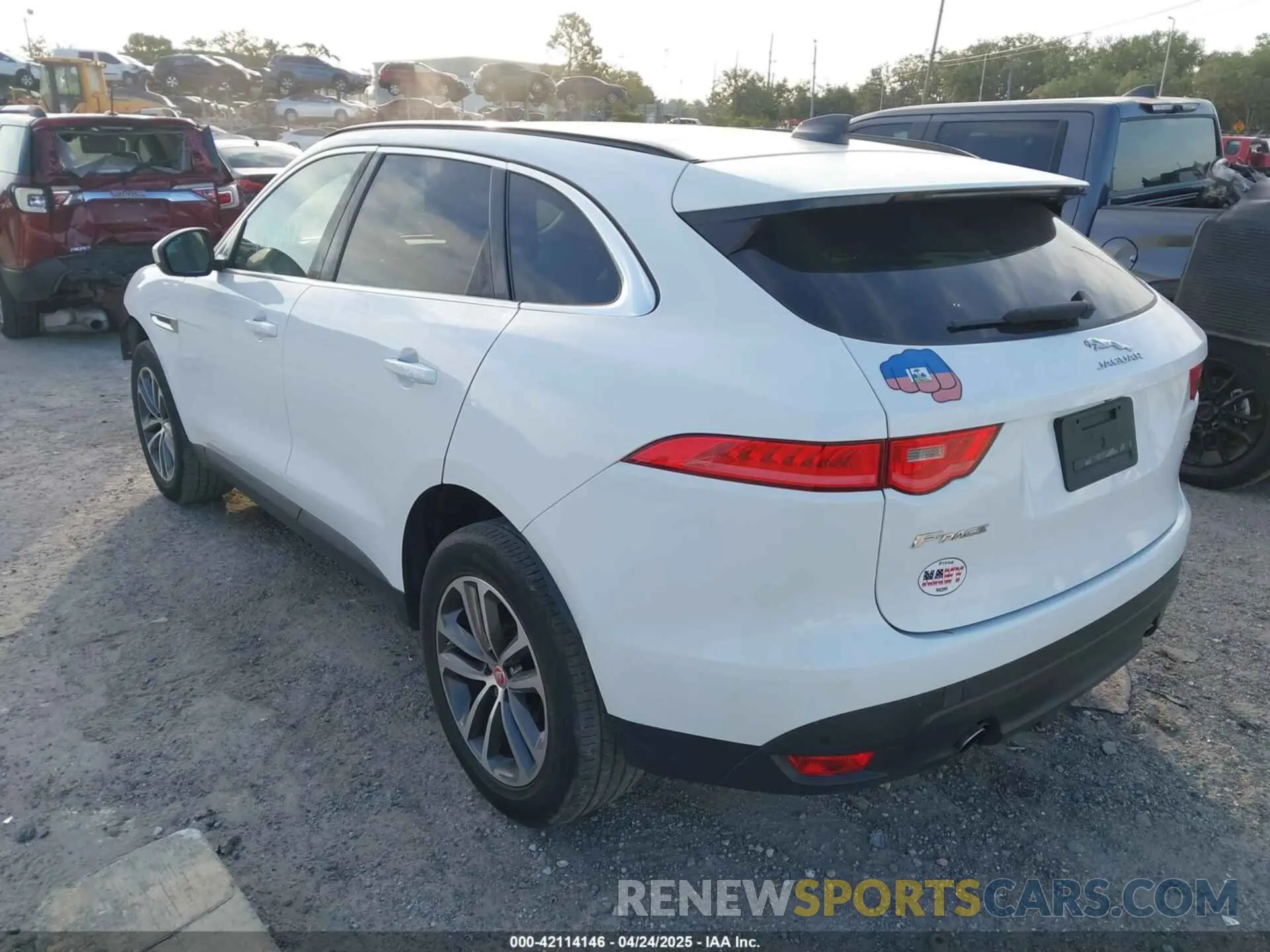 3 Photograph of a damaged car SADCJ2FXXLA631058 JAGUAR F-PACE 2020
