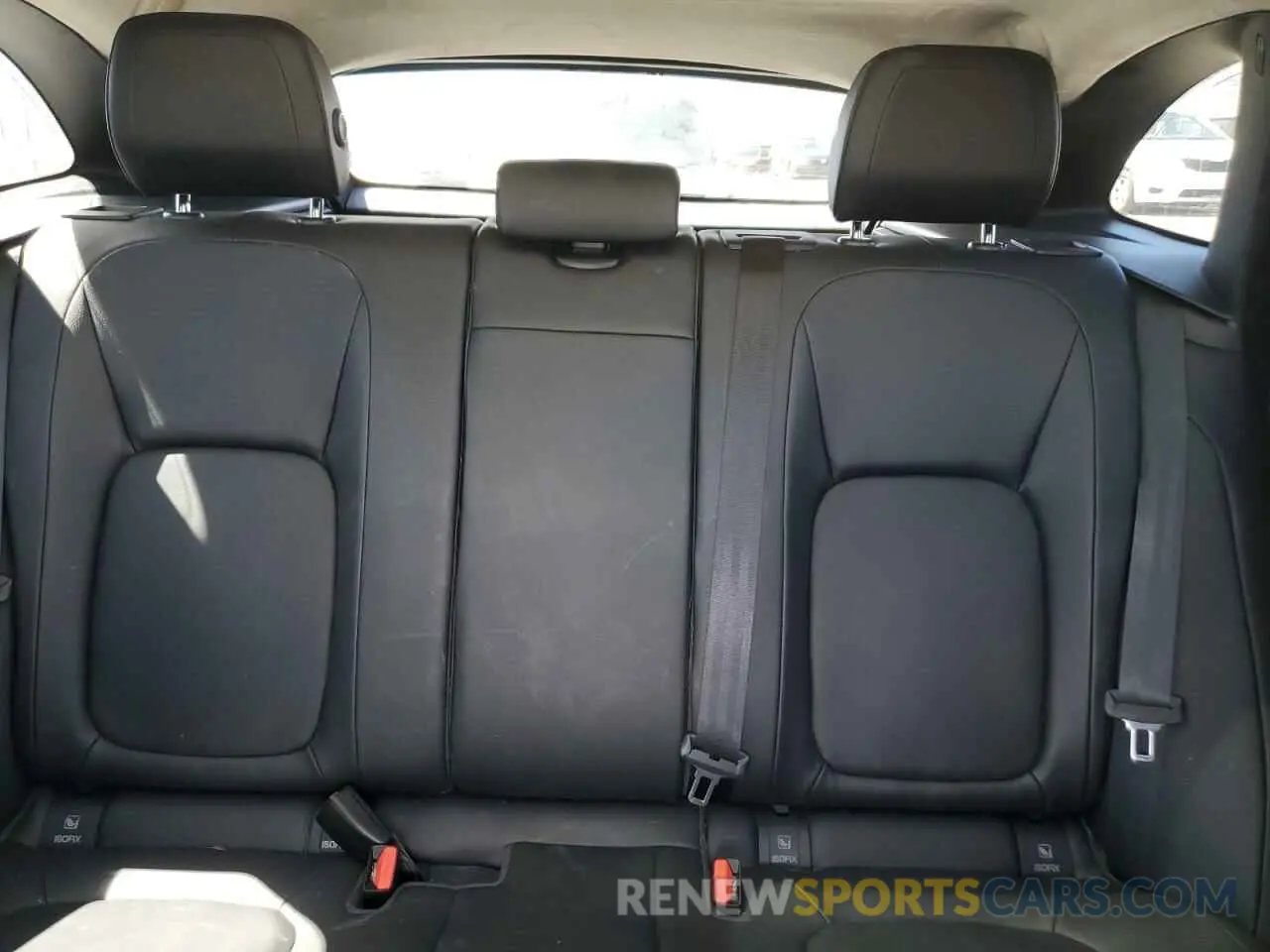 10 Photograph of a damaged car SADCJ2GX8LA660170 JAGUAR F-PACE 2020