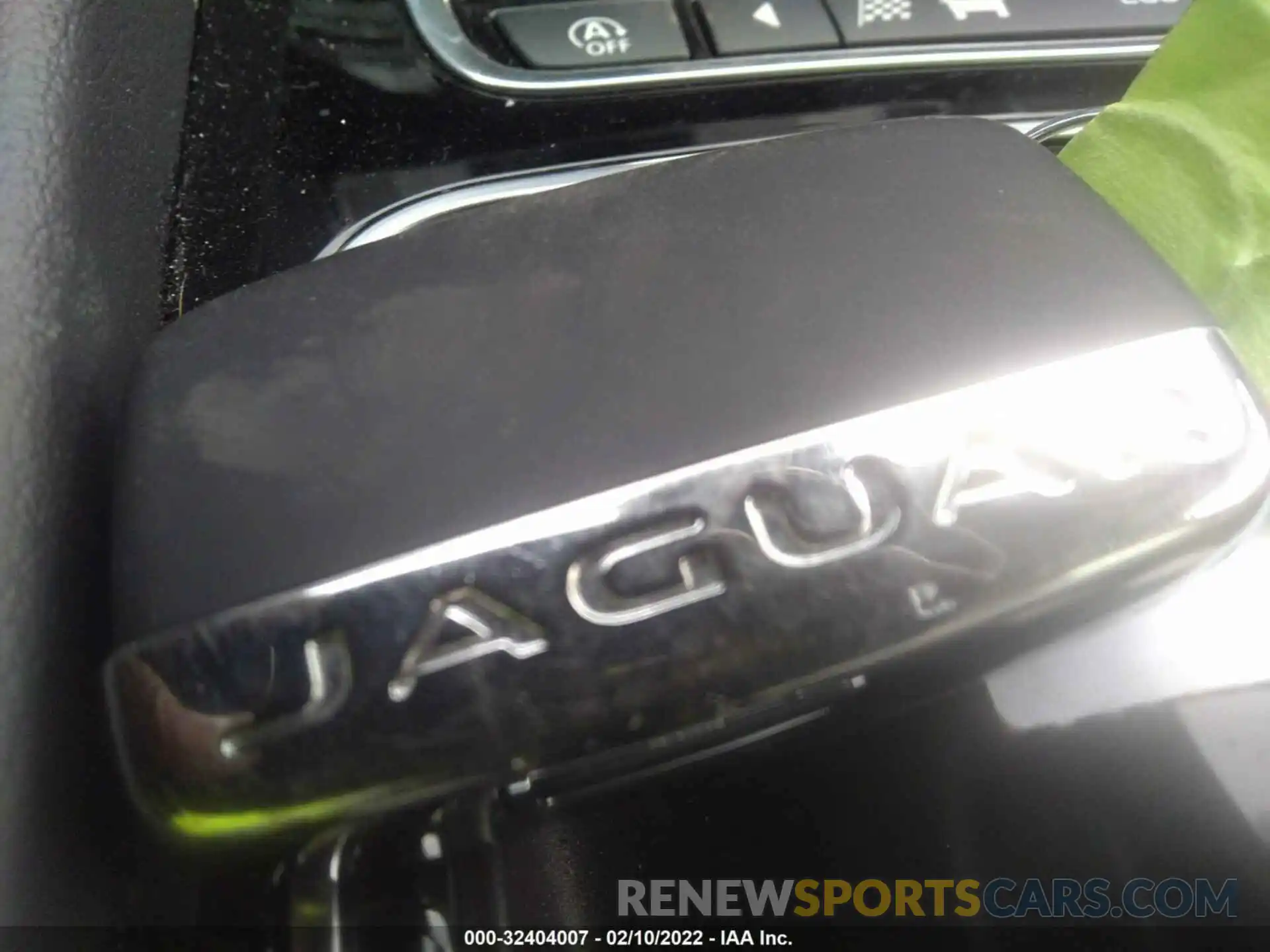 11 Photograph of a damaged car SADCK2FX0LA643765 JAGUAR F-PACE 2020