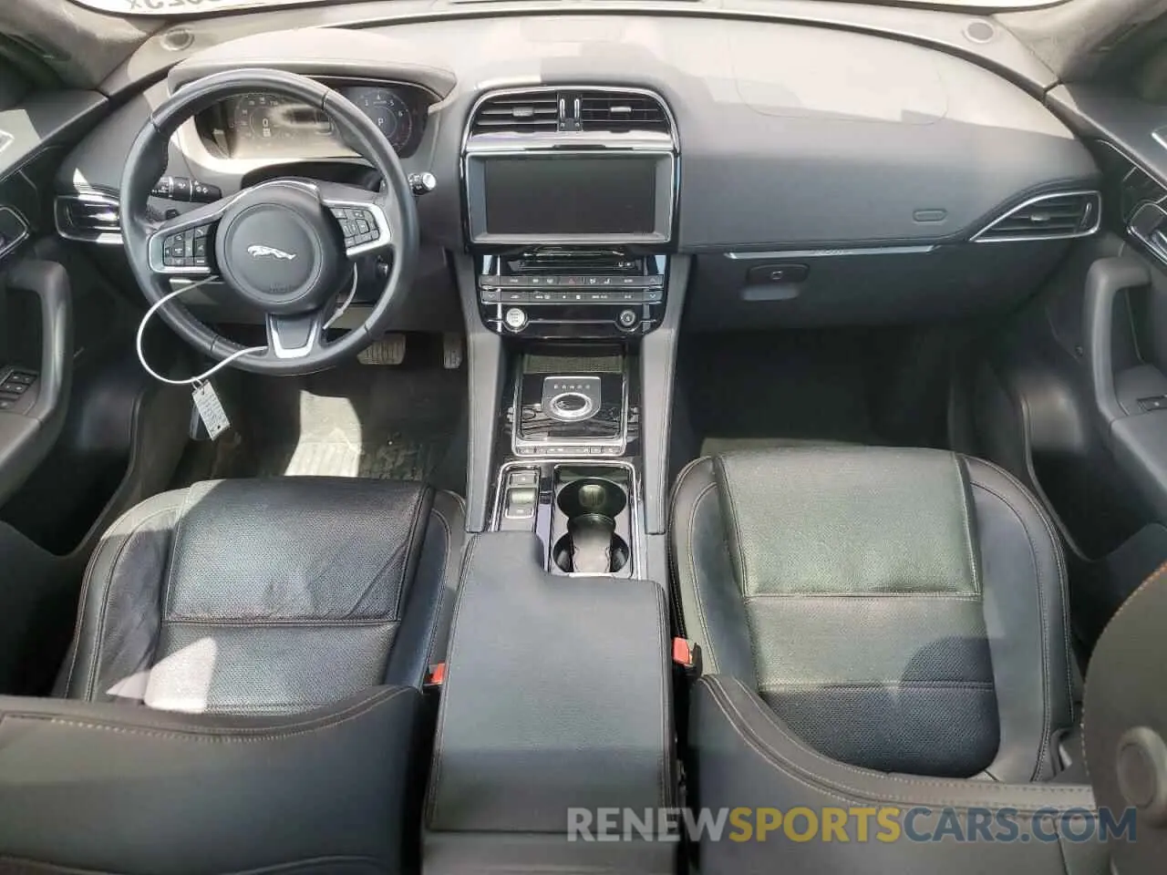 8 Photograph of a damaged car SADCK2FX5LA644555 JAGUAR F-PACE 2020
