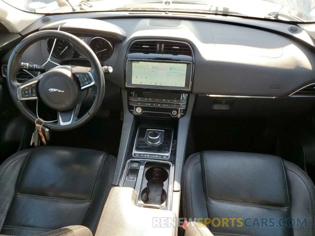 8 Photograph of a damaged car SADCK2FX7LA618295 JAGUAR F-PACE 2020