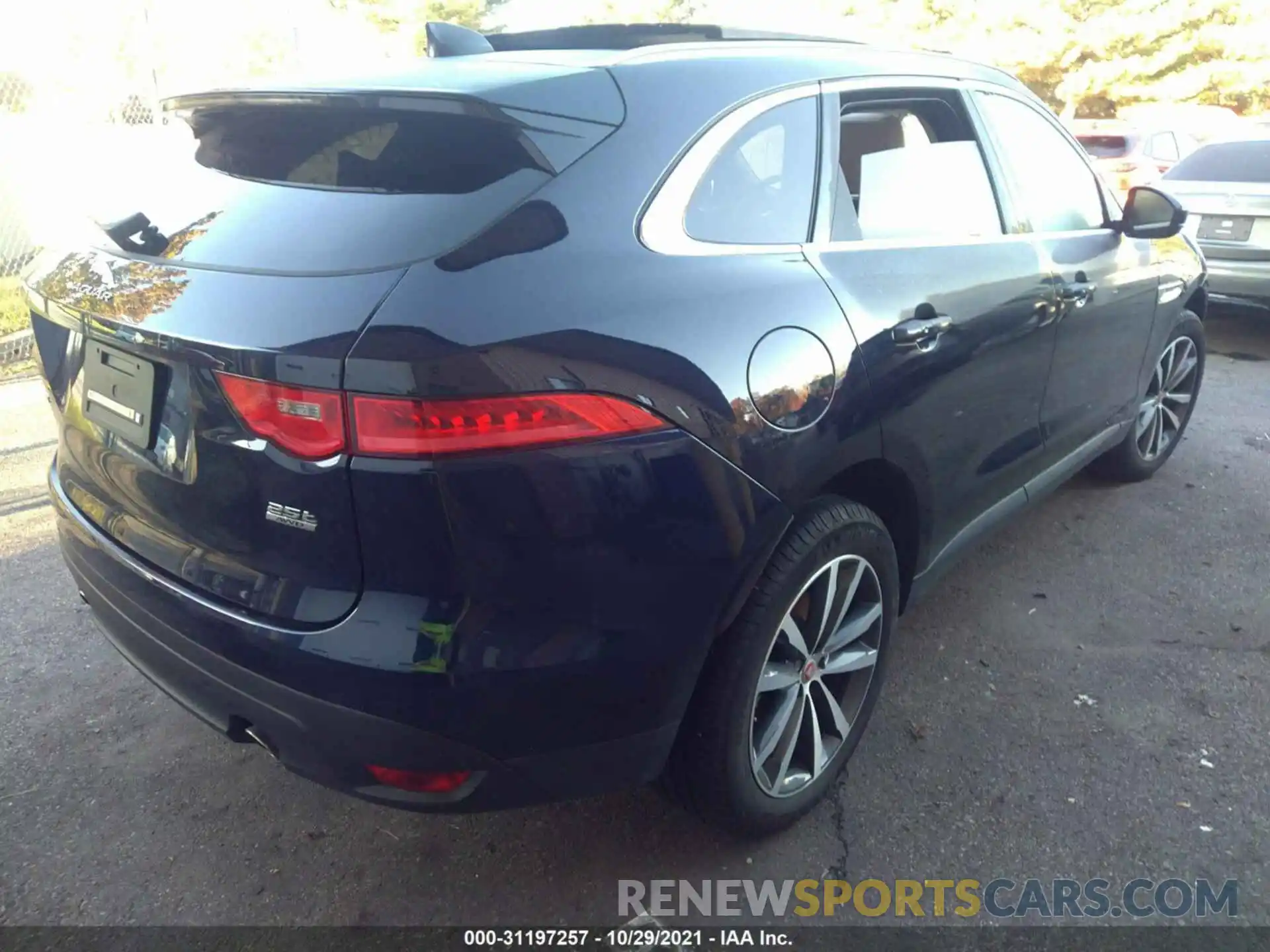 4 Photograph of a damaged car SADCK2FX7LA630141 JAGUAR F-PACE 2020