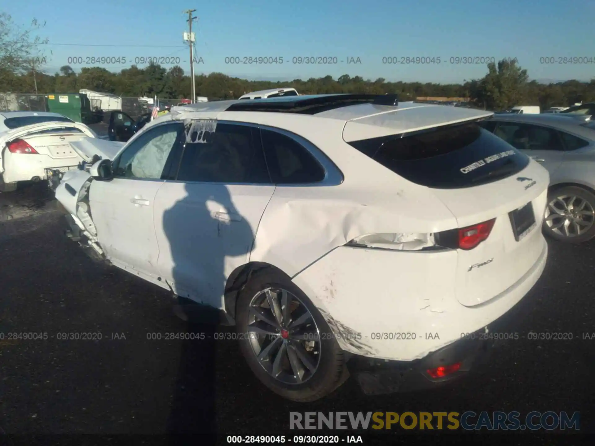 3 Photograph of a damaged car SADCK2FX8LA619049 JAGUAR F-PACE 2020