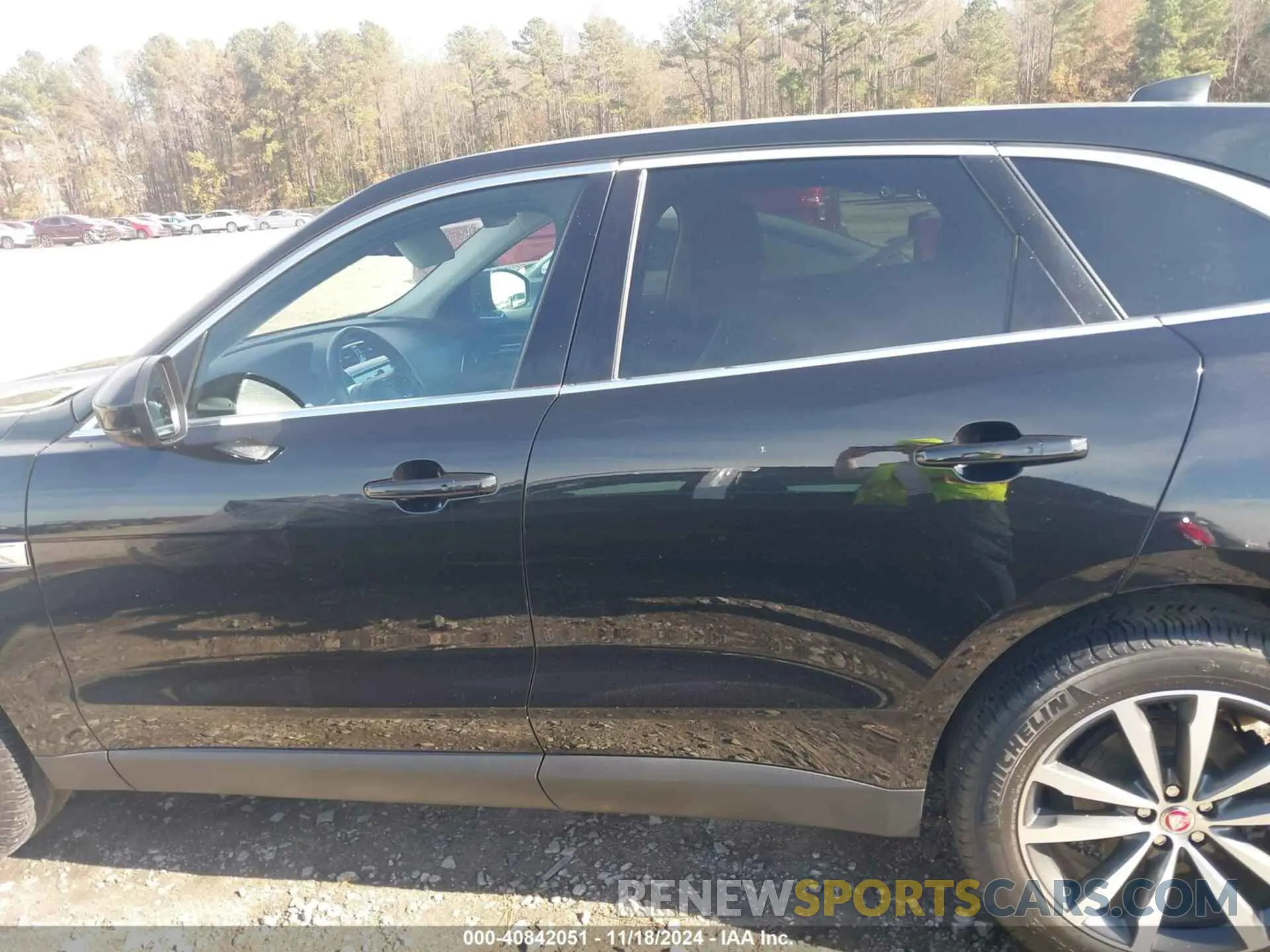 14 Photograph of a damaged car SADCK2FX8LA659499 JAGUAR F-PACE 2020