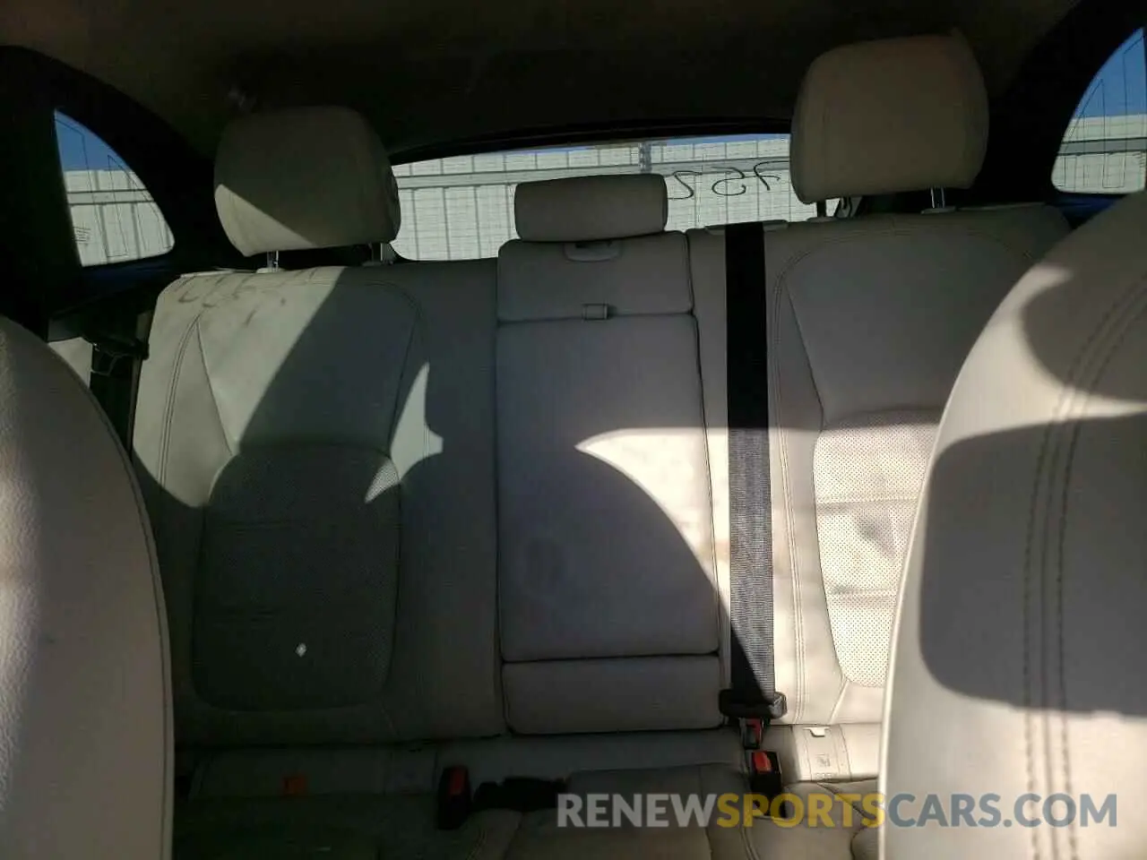 10 Photograph of a damaged car SADCK2FX9LA631162 JAGUAR F-PACE 2020