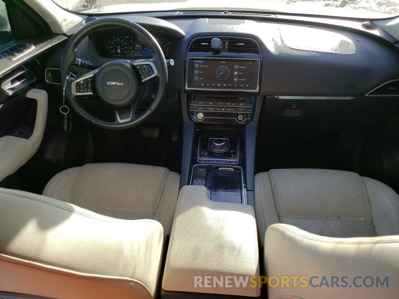 8 Photograph of a damaged car SADCK2FX9LA631162 JAGUAR F-PACE 2020
