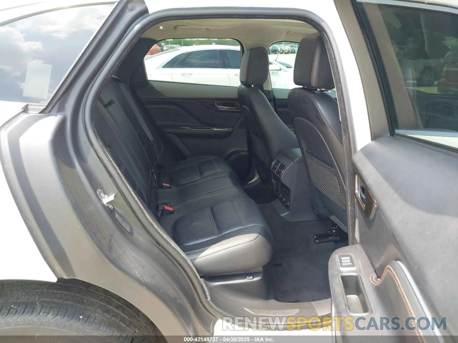 8 Photograph of a damaged car SADCK2FXXLA622776 JAGUAR F-PACE 2020