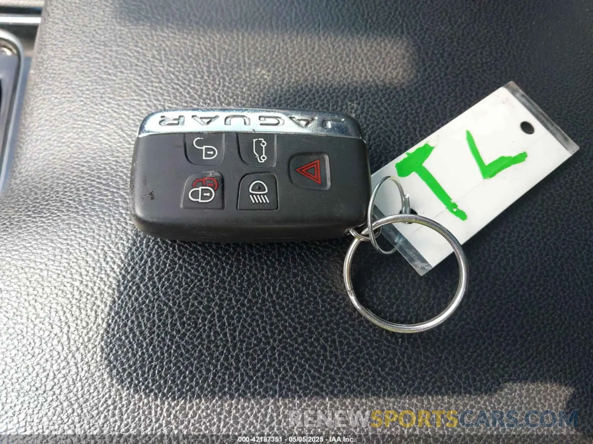 11 Photograph of a damaged car SADCK2GX1LA638590 JAGUAR F-PACE 2020