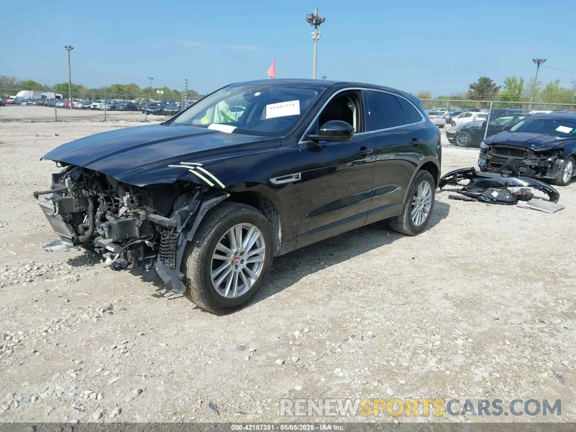 2 Photograph of a damaged car SADCK2GX1LA638590 JAGUAR F-PACE 2020