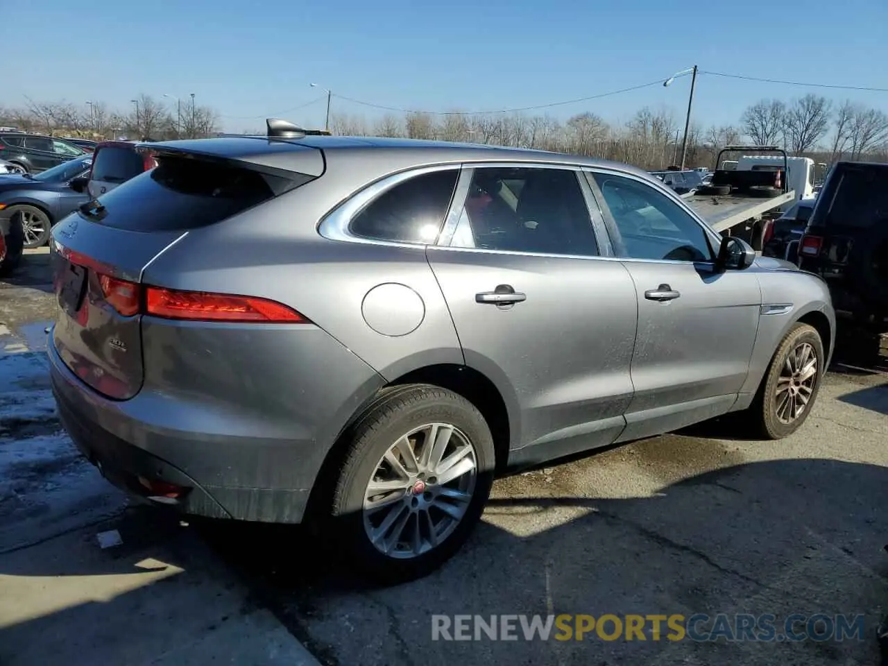3 Photograph of a damaged car SADCK2GX2LA634581 JAGUAR F-PACE 2020