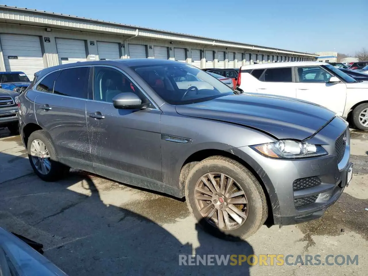 4 Photograph of a damaged car SADCK2GX2LA634581 JAGUAR F-PACE 2020