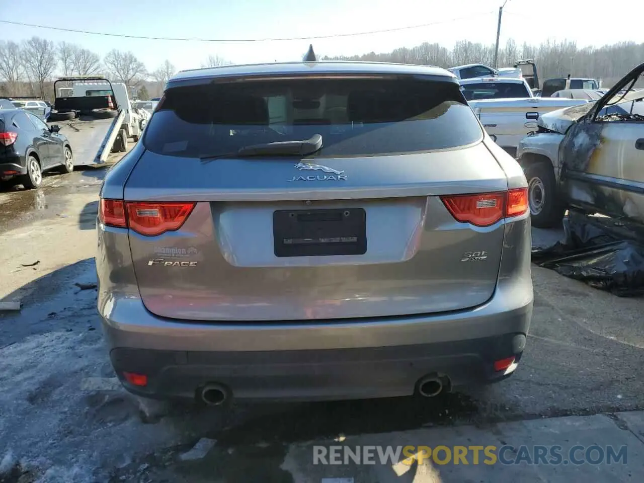 6 Photograph of a damaged car SADCK2GX2LA634581 JAGUAR F-PACE 2020