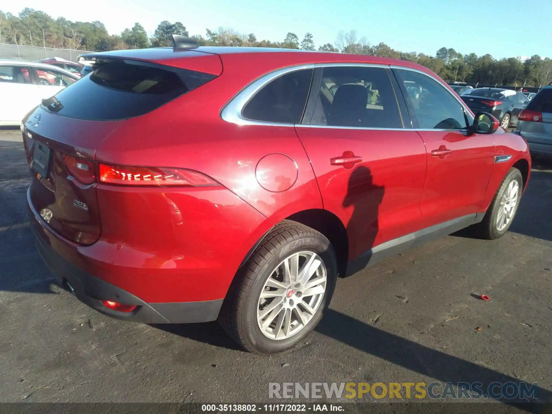 4 Photograph of a damaged car SADCK2GX2LA641241 JAGUAR F-PACE 2020