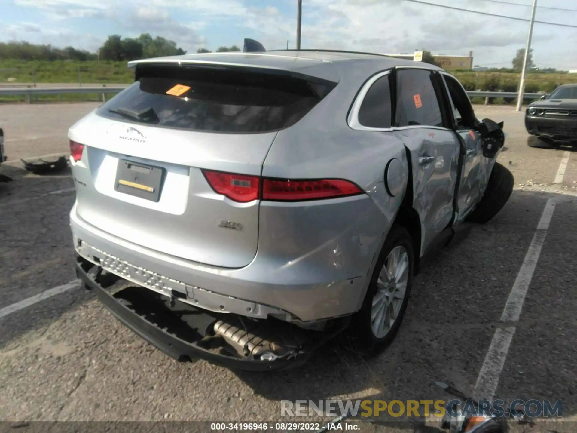 4 Photograph of a damaged car SADCK2GX5LA639239 JAGUAR F-PACE 2020