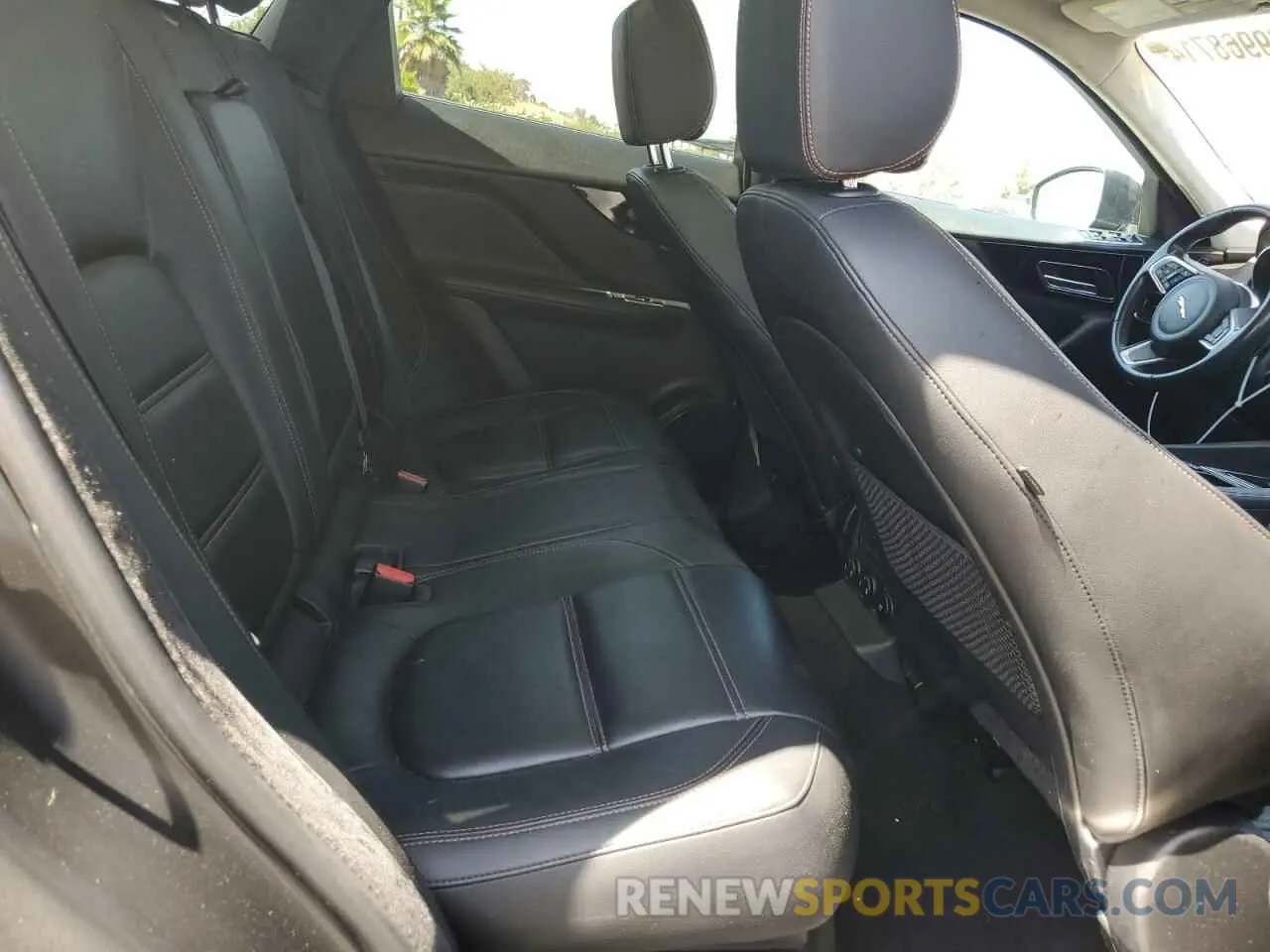 11 Photograph of a damaged car SADCK2GX5LA639449 JAGUAR F-PACE 2020
