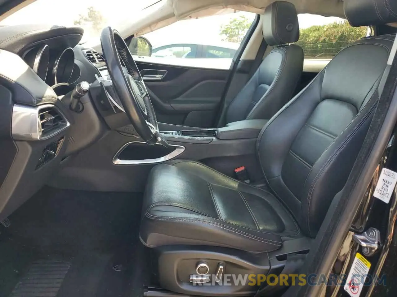 7 Photograph of a damaged car SADCK2GX5LA639449 JAGUAR F-PACE 2020