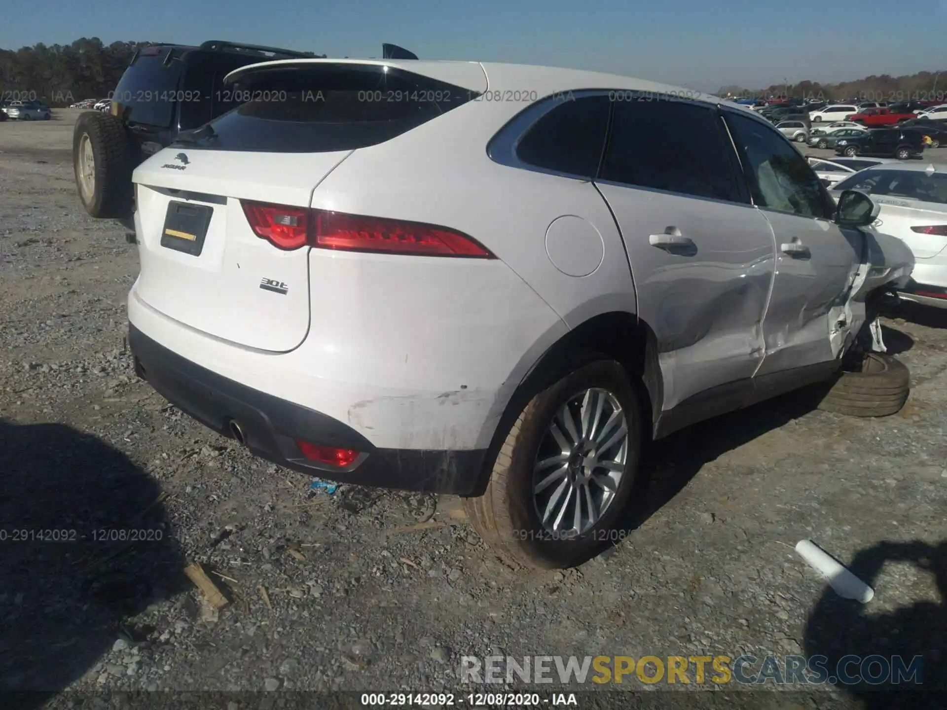 4 Photograph of a damaged car SADCK2GX5LA641346 JAGUAR F-PACE 2020