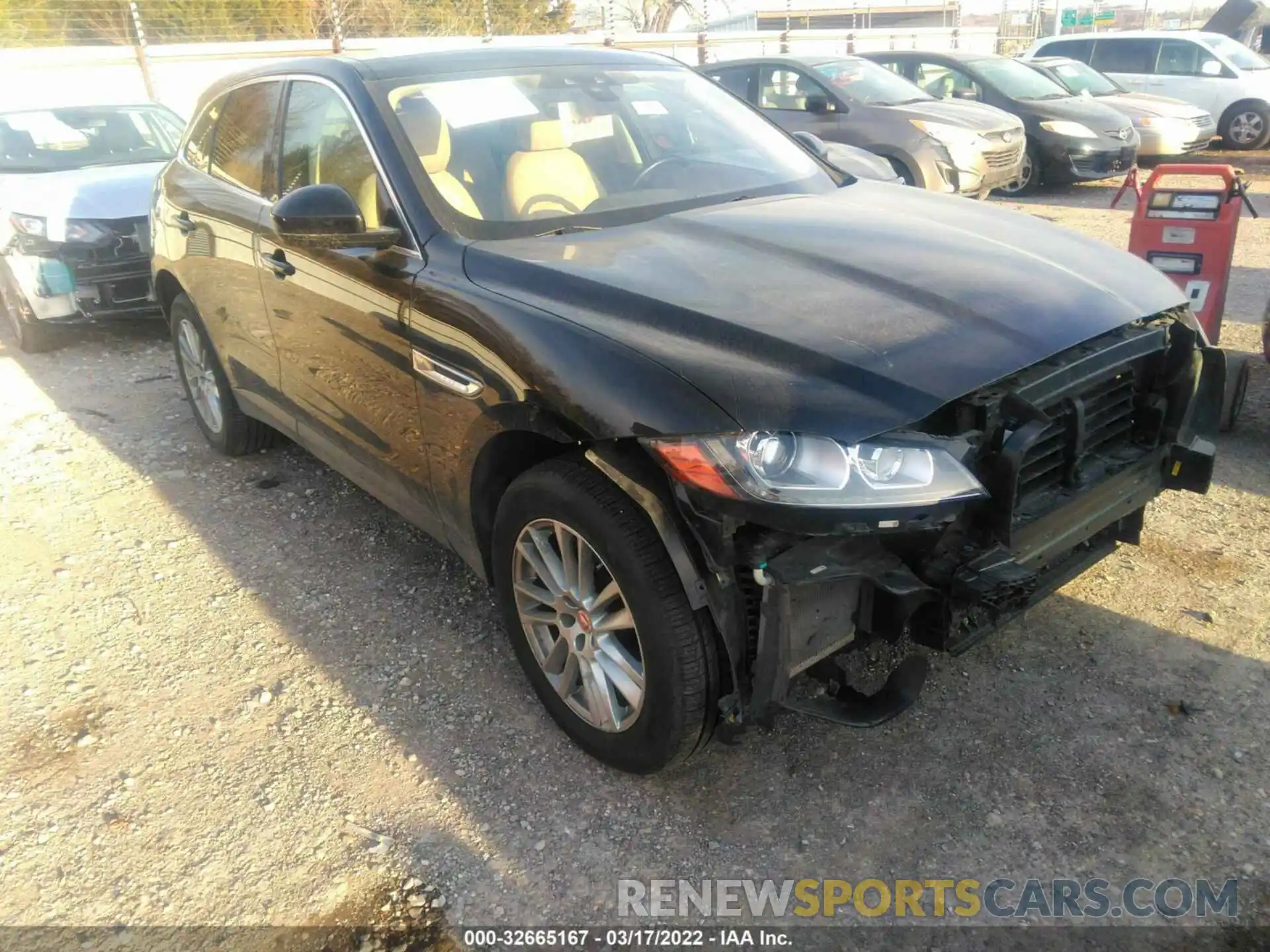 1 Photograph of a damaged car SADCK2GX7LA635399 JAGUAR F-PACE 2020