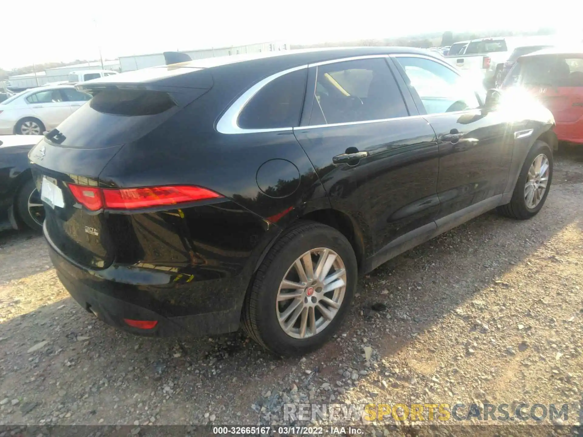 4 Photograph of a damaged car SADCK2GX7LA635399 JAGUAR F-PACE 2020