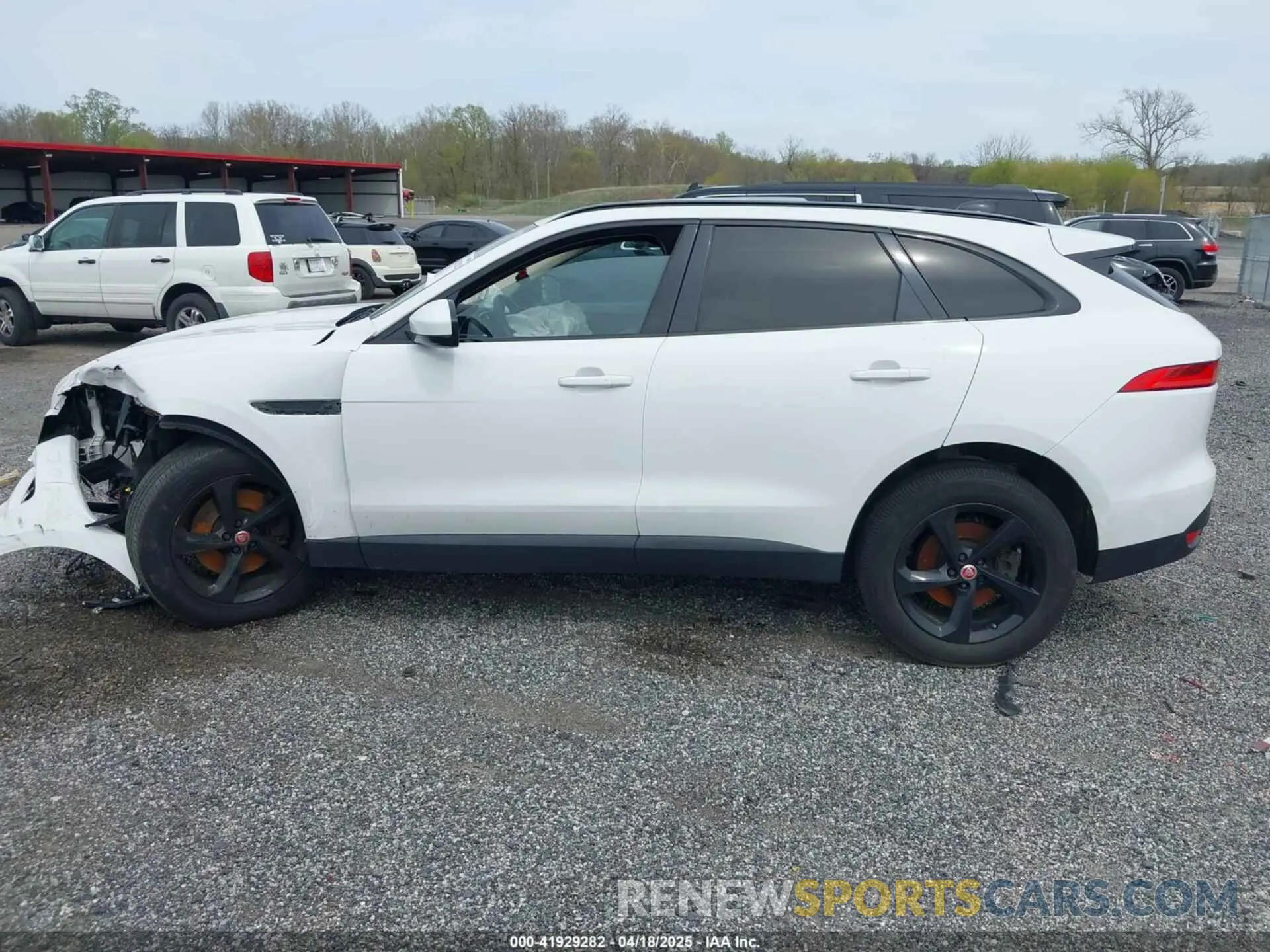 15 Photograph of a damaged car SADCK2GX7LA647309 JAGUAR F-PACE 2020
