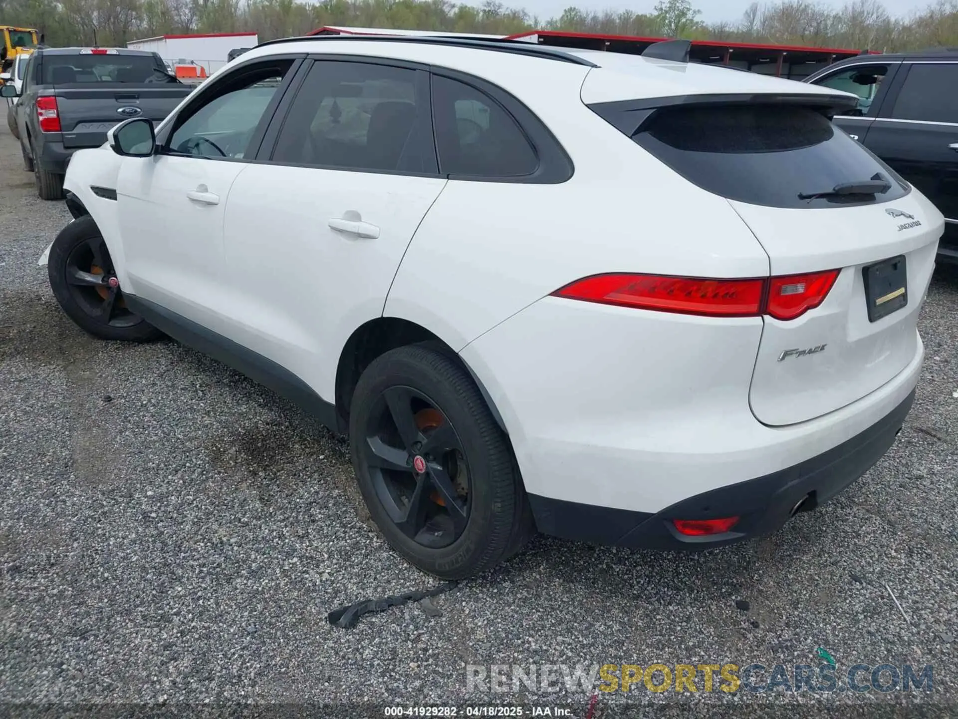 3 Photograph of a damaged car SADCK2GX7LA647309 JAGUAR F-PACE 2020