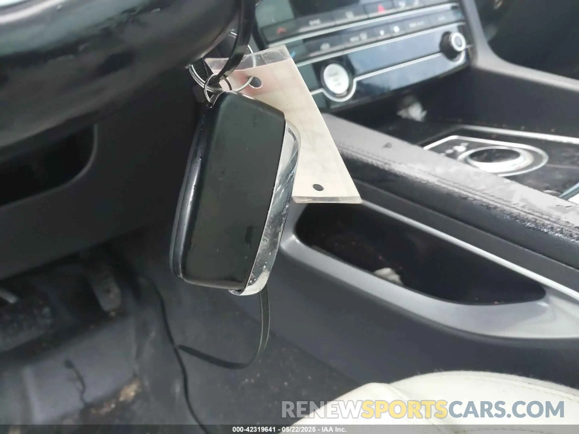 11 Photograph of a damaged car SADCK2GX9LA633699 JAGUAR F-PACE 2020