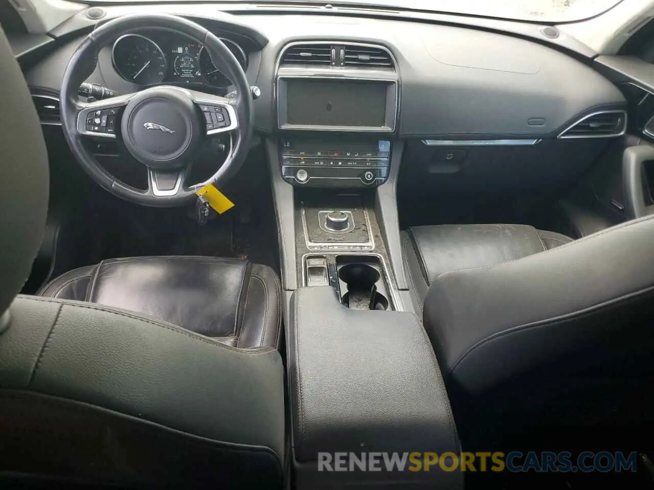 8 Photograph of a damaged car SADCK2GX9LA638255 JAGUAR F-PACE 2020
