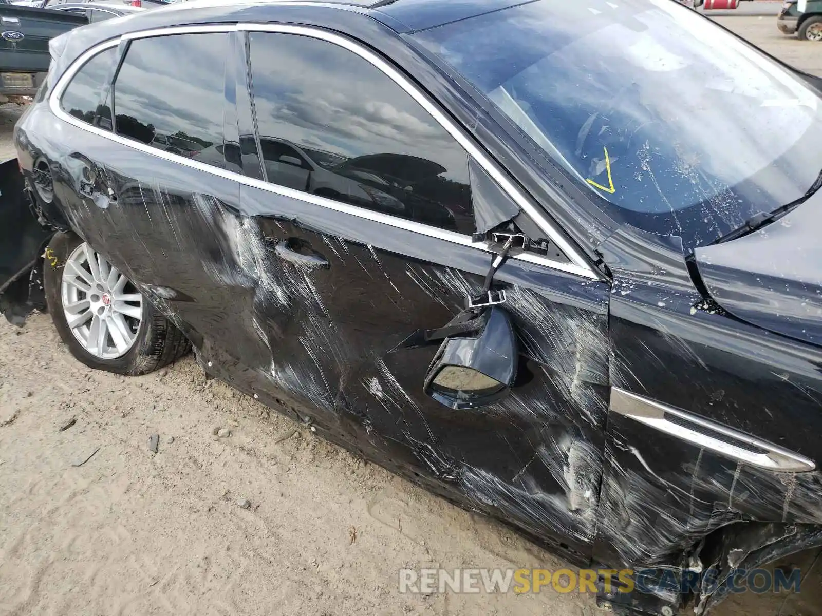 9 Photograph of a damaged car SADCK2GX9LA640488 JAGUAR F-PACE 2020