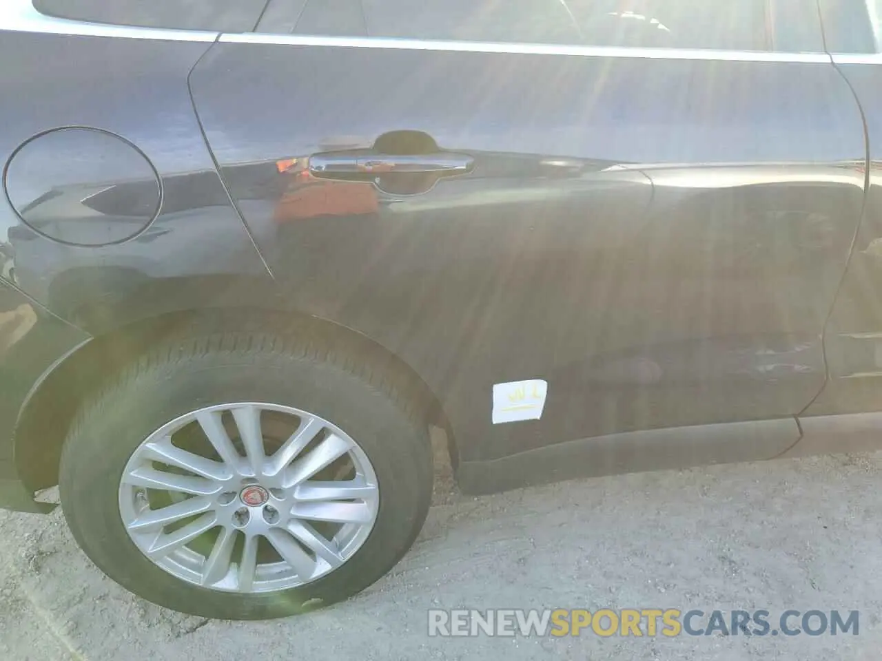 12 Photograph of a damaged car SADCK2GXXLA642895 JAGUAR F-PACE 2020