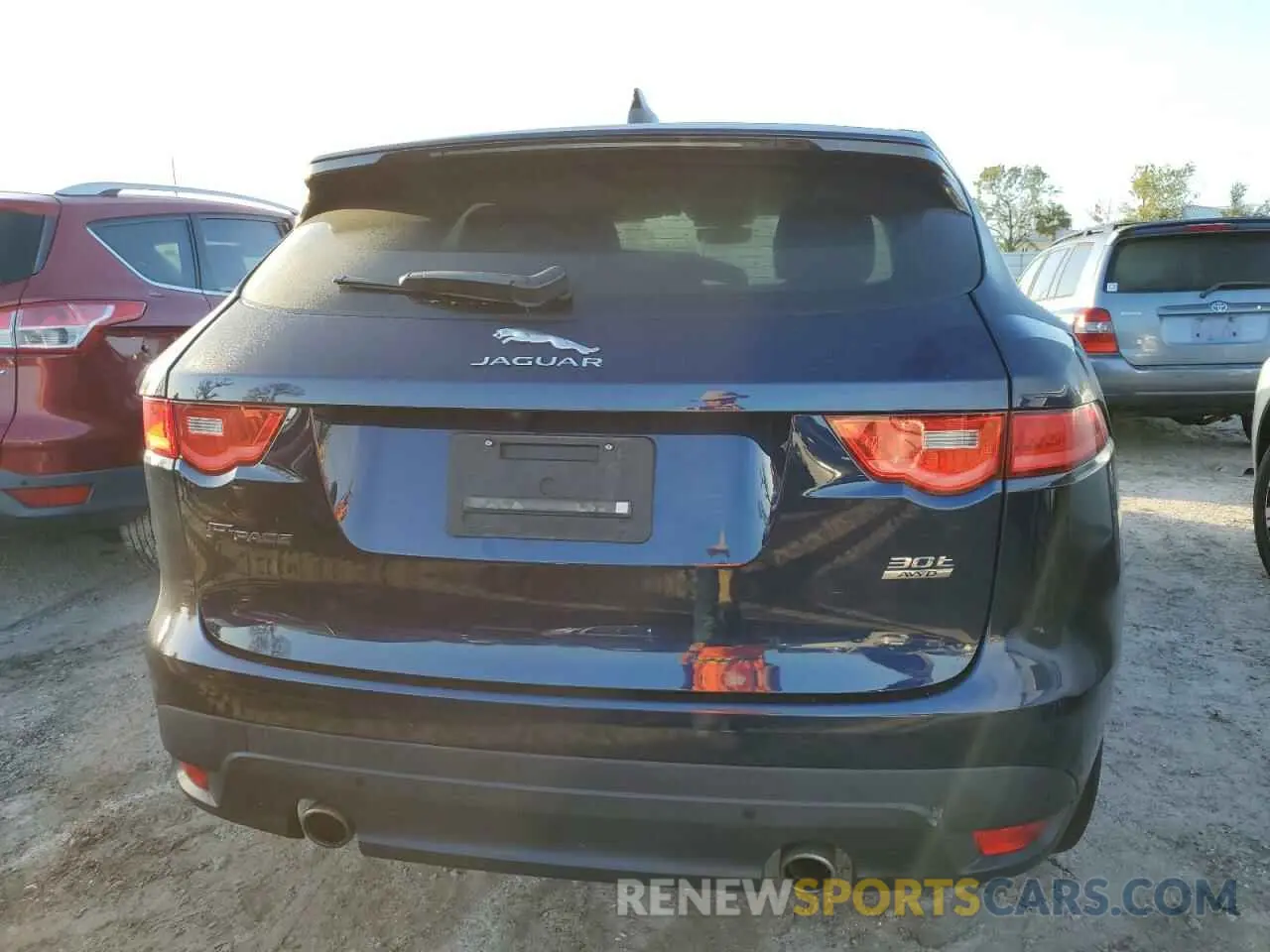 6 Photograph of a damaged car SADCK2GXXLA642895 JAGUAR F-PACE 2020