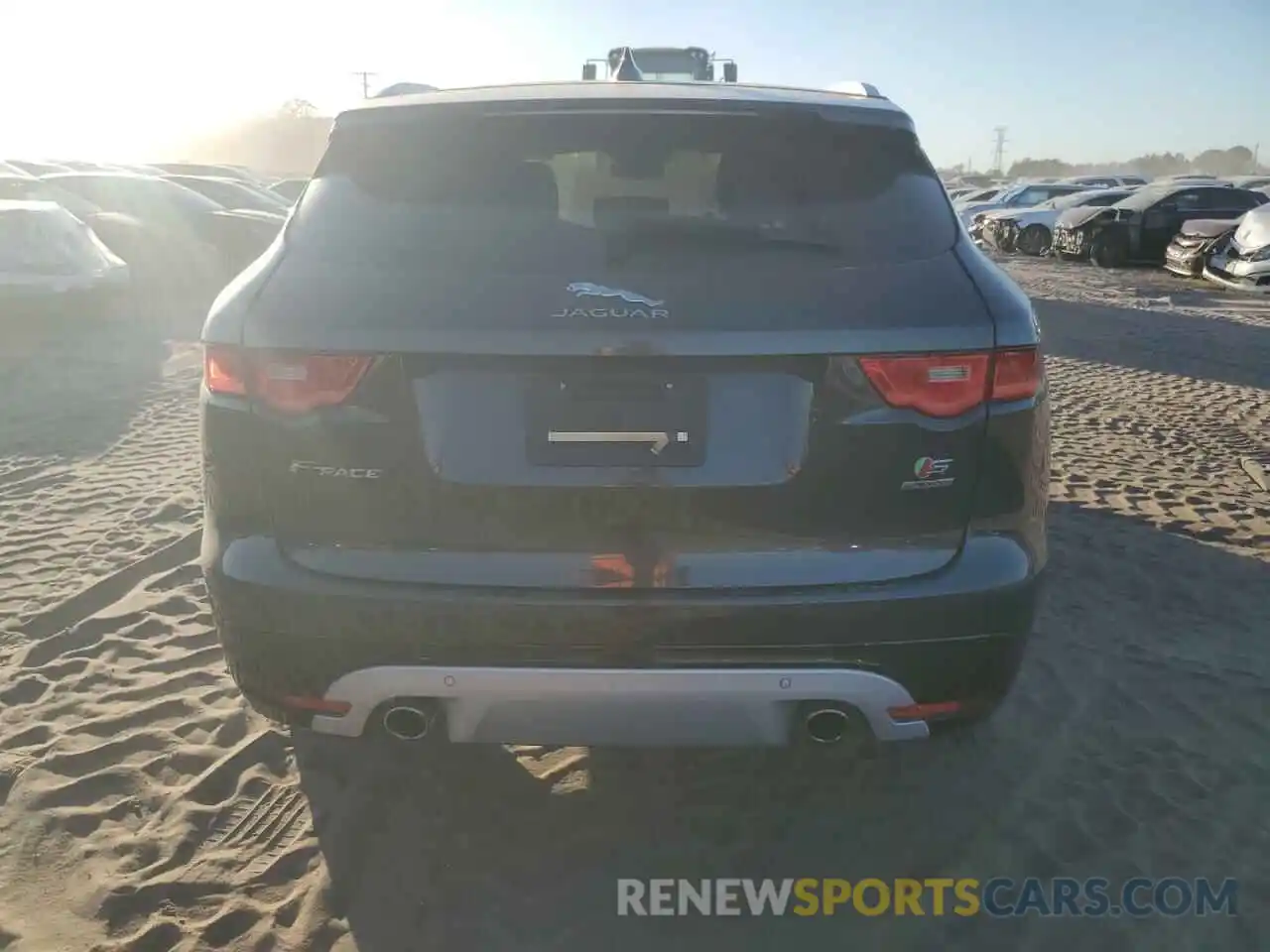 6 Photograph of a damaged car SADCM2FV4LA647228 JAGUAR F-PACE 2020