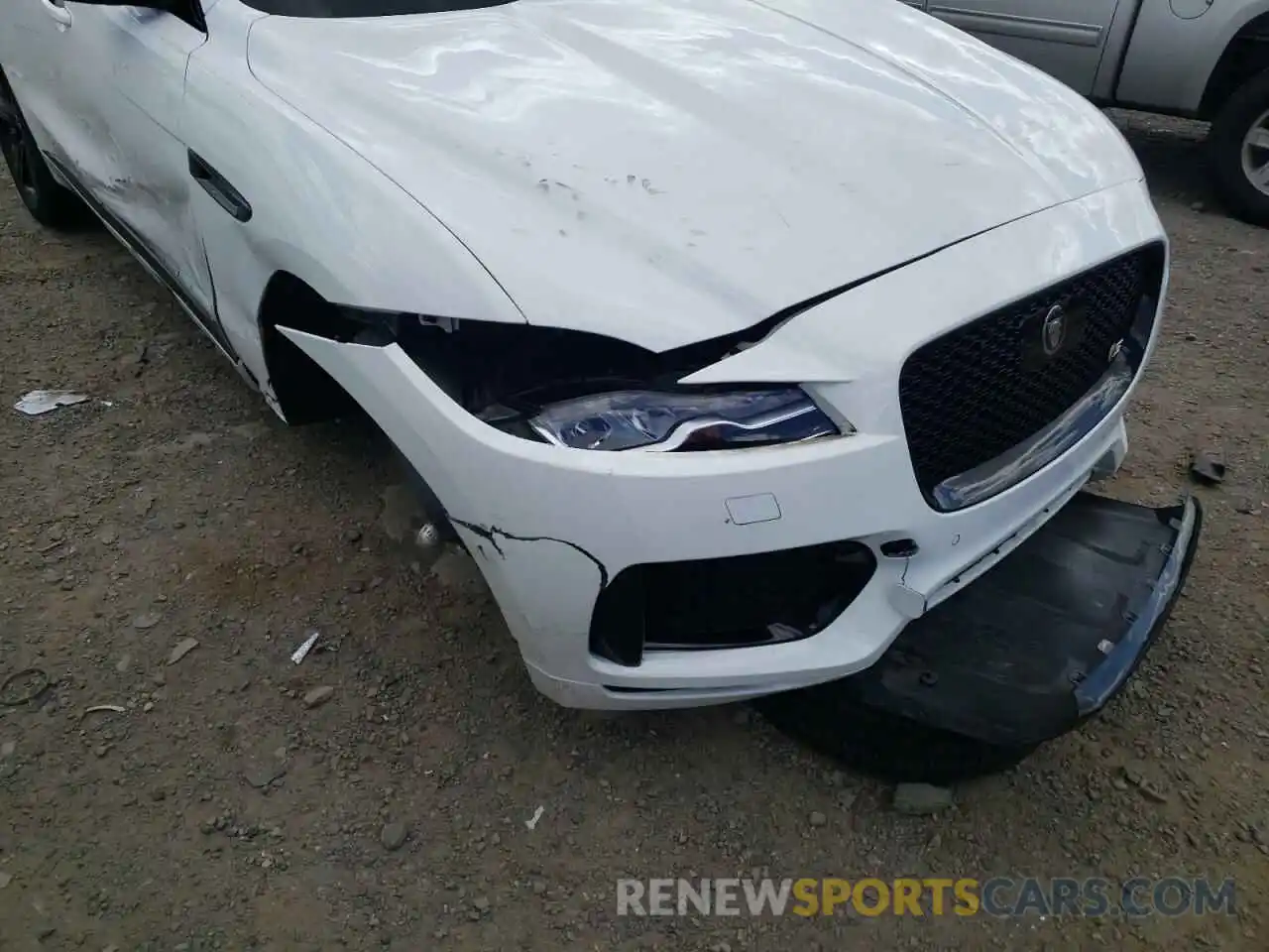 9 Photograph of a damaged car SADCM2FV5LA645519 JAGUAR F-PACE 2020